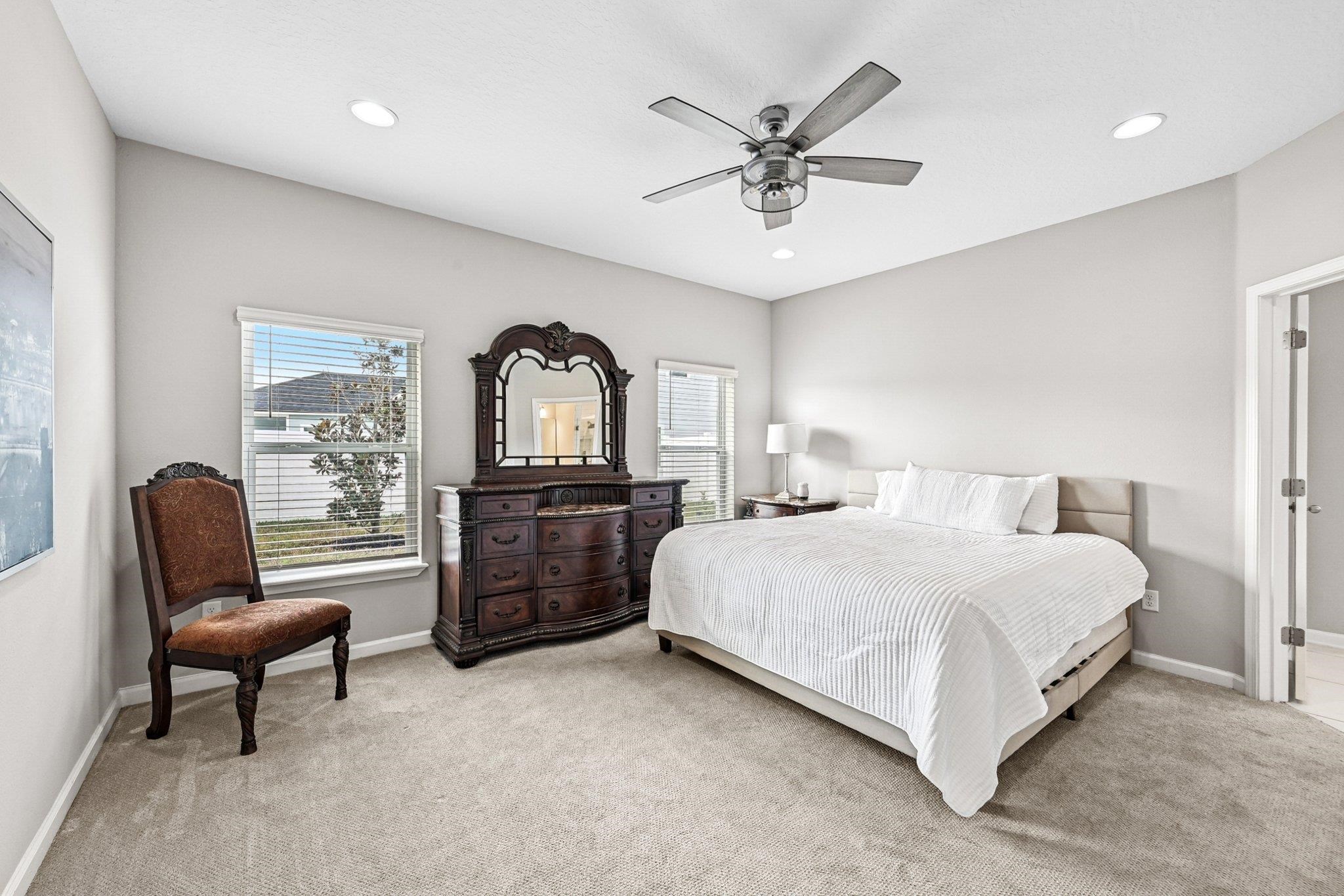 Image 23 of 51 For 75 Pinzon Place
