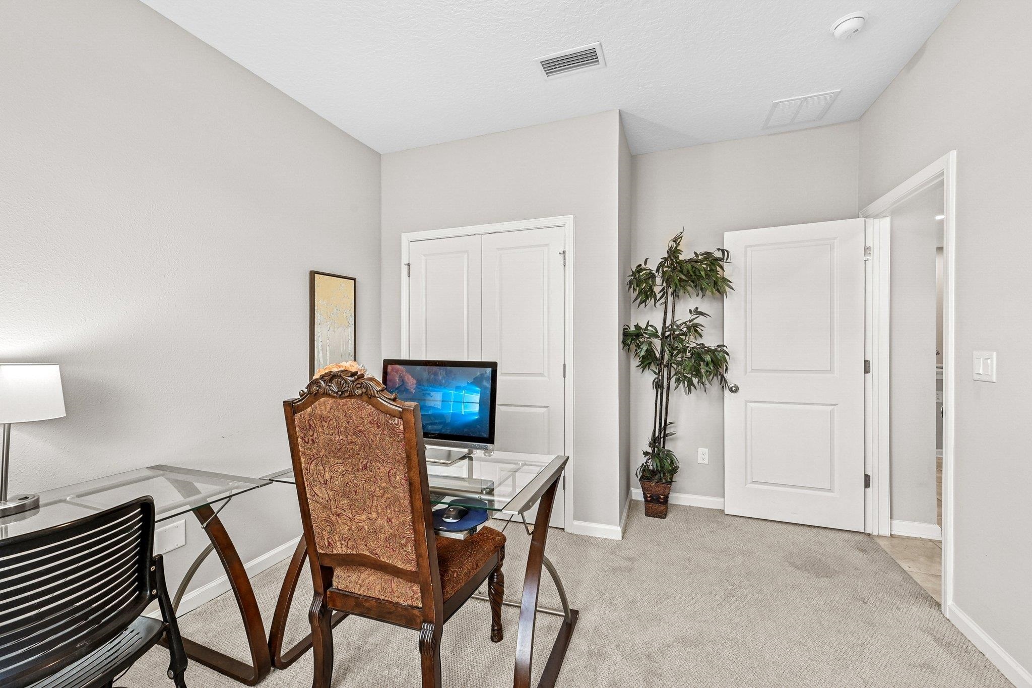 Image 25 of 51 For 75 Pinzon Place
