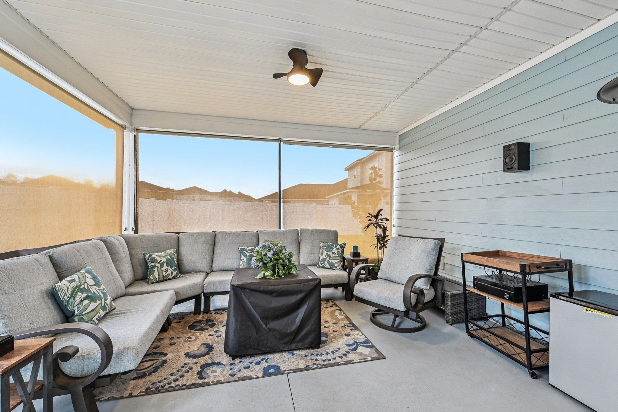 Image 34 of 51 For 75 Pinzon Place