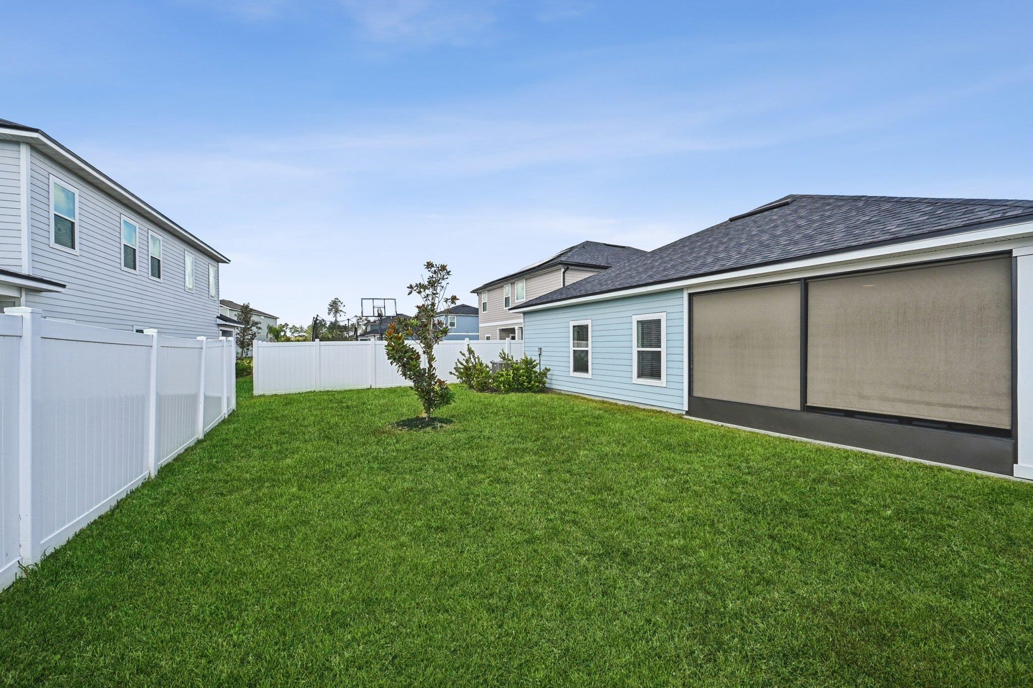 Image 37 of 51 For 75 Pinzon Place