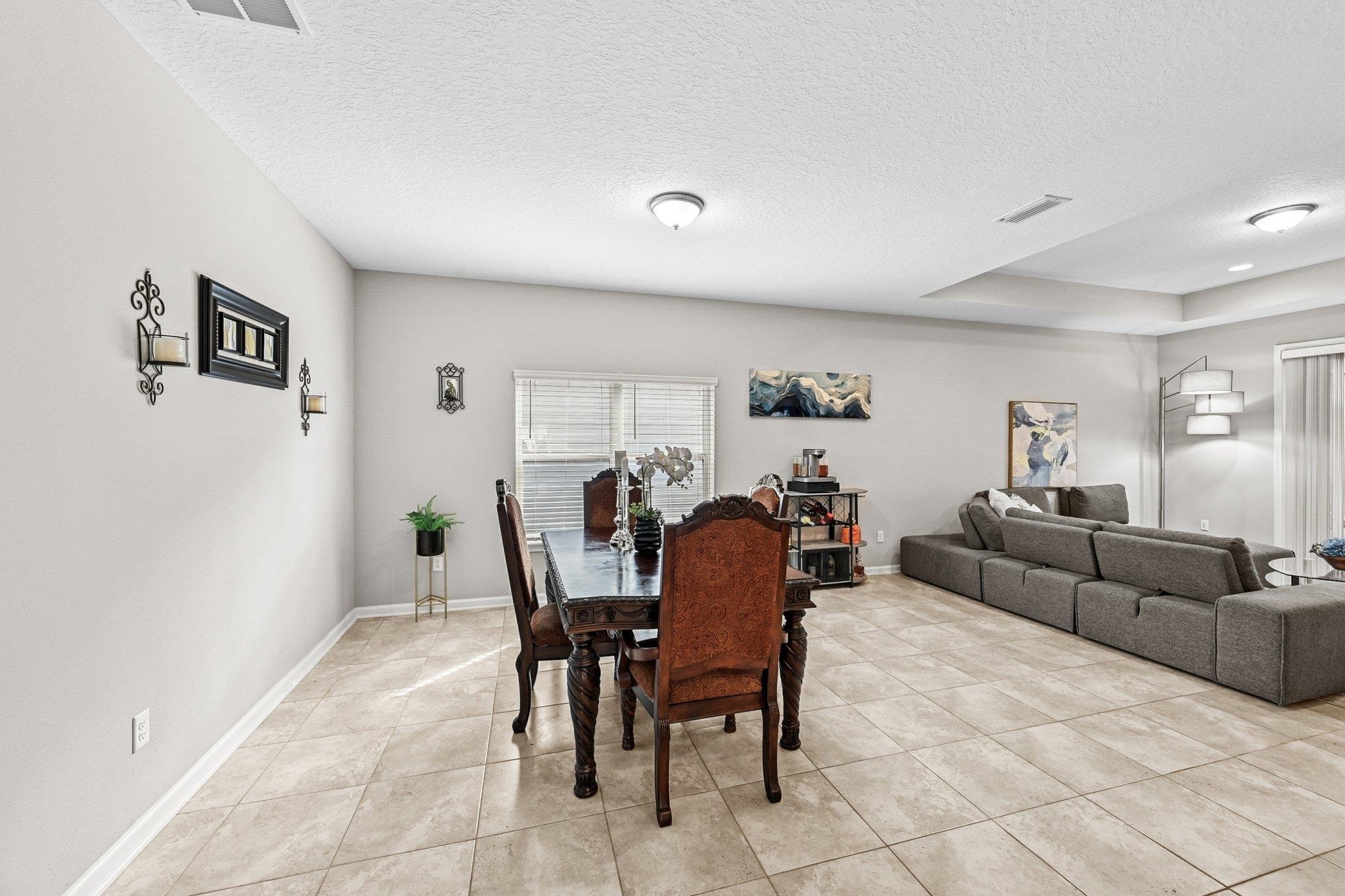 Image 9 of 51 For 75 Pinzon Place