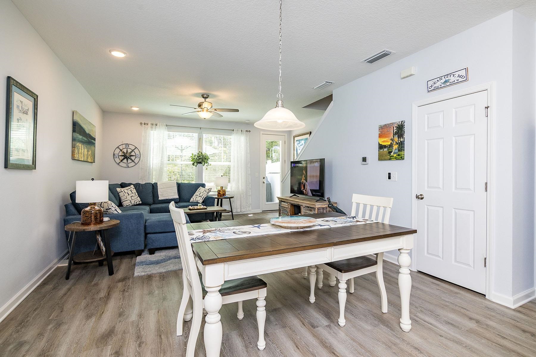 Image 20 of 49 For 74 Ridge Lake Rd