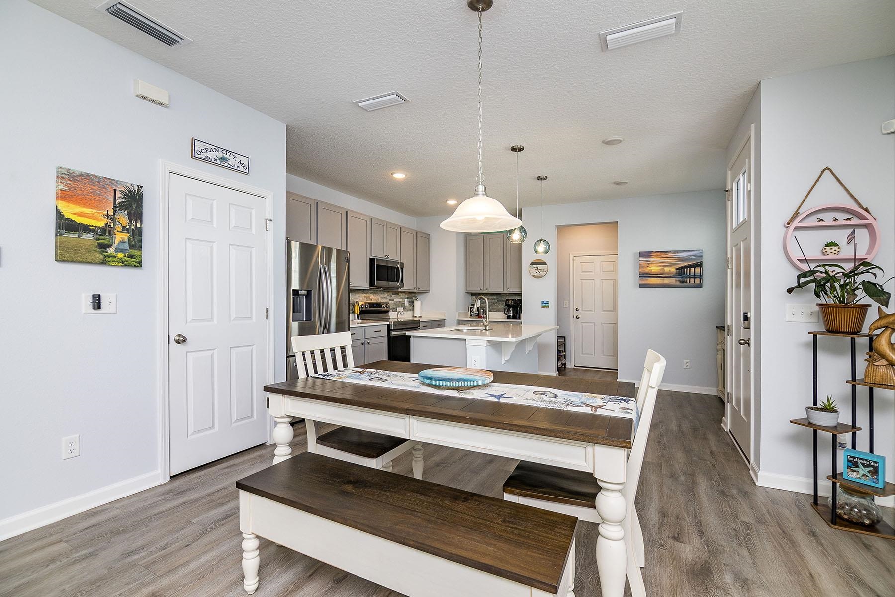 Image 21 of 49 For 74 Ridge Lake Rd