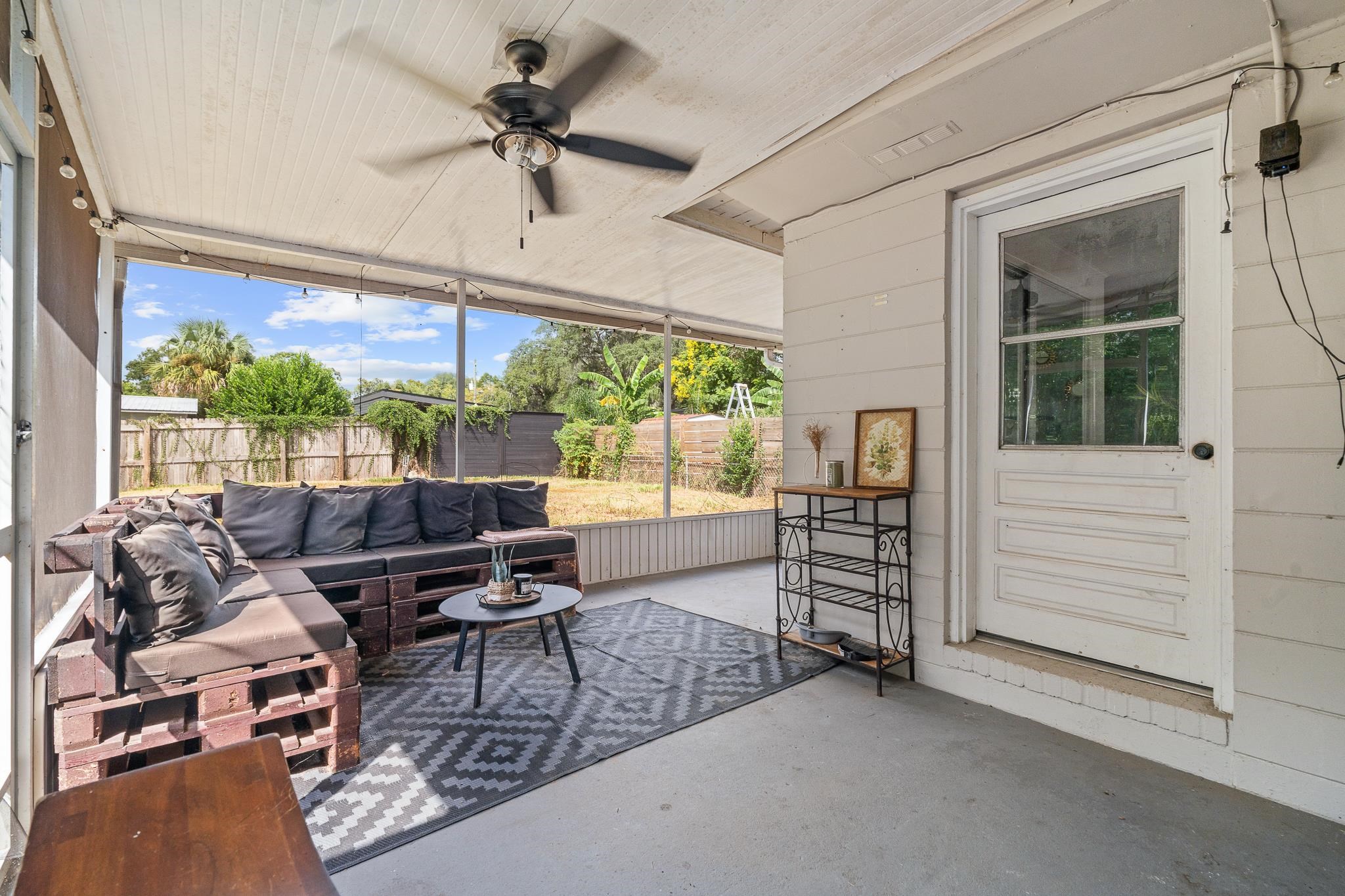 Image 29 of 32 For 5829 Cherry Laurel Dr