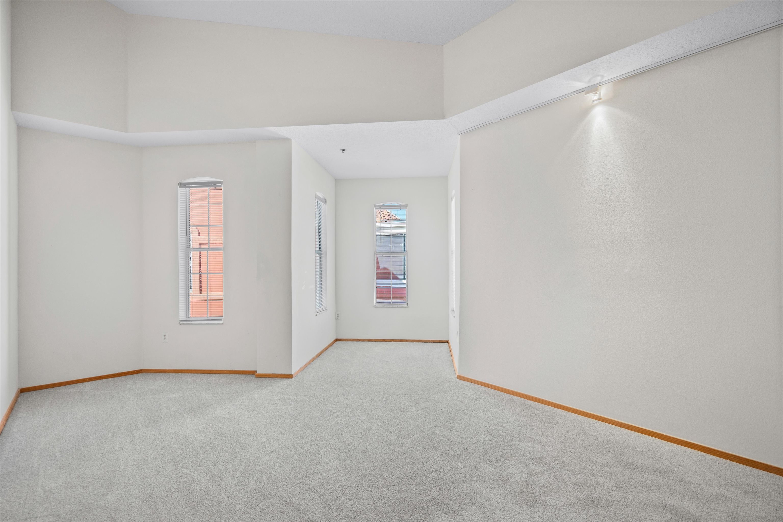 Image 14 of 28 For 101 Palm Harbor Pkwy  401