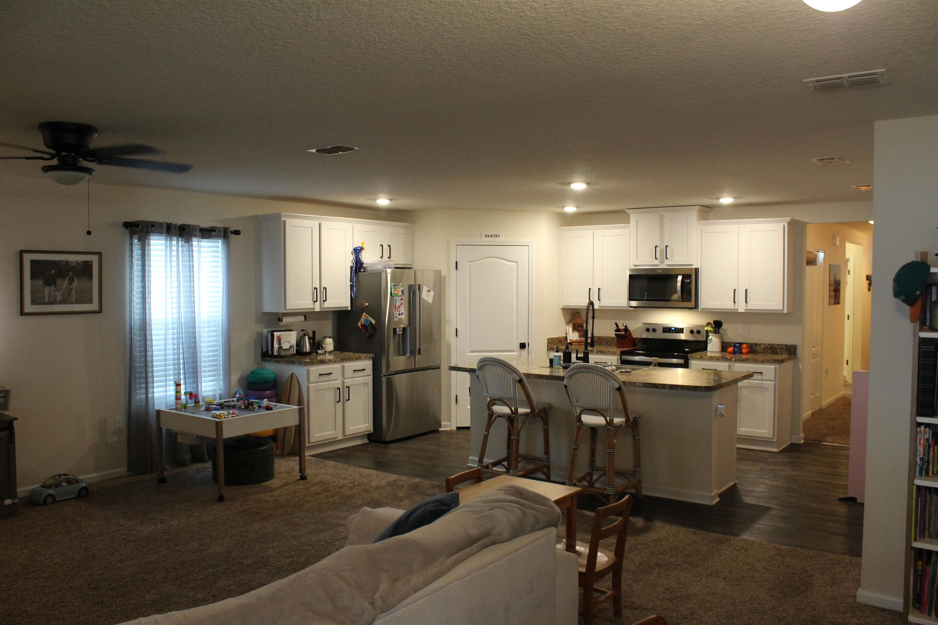 Image 8 of 20 For 416 Seville Pkwy