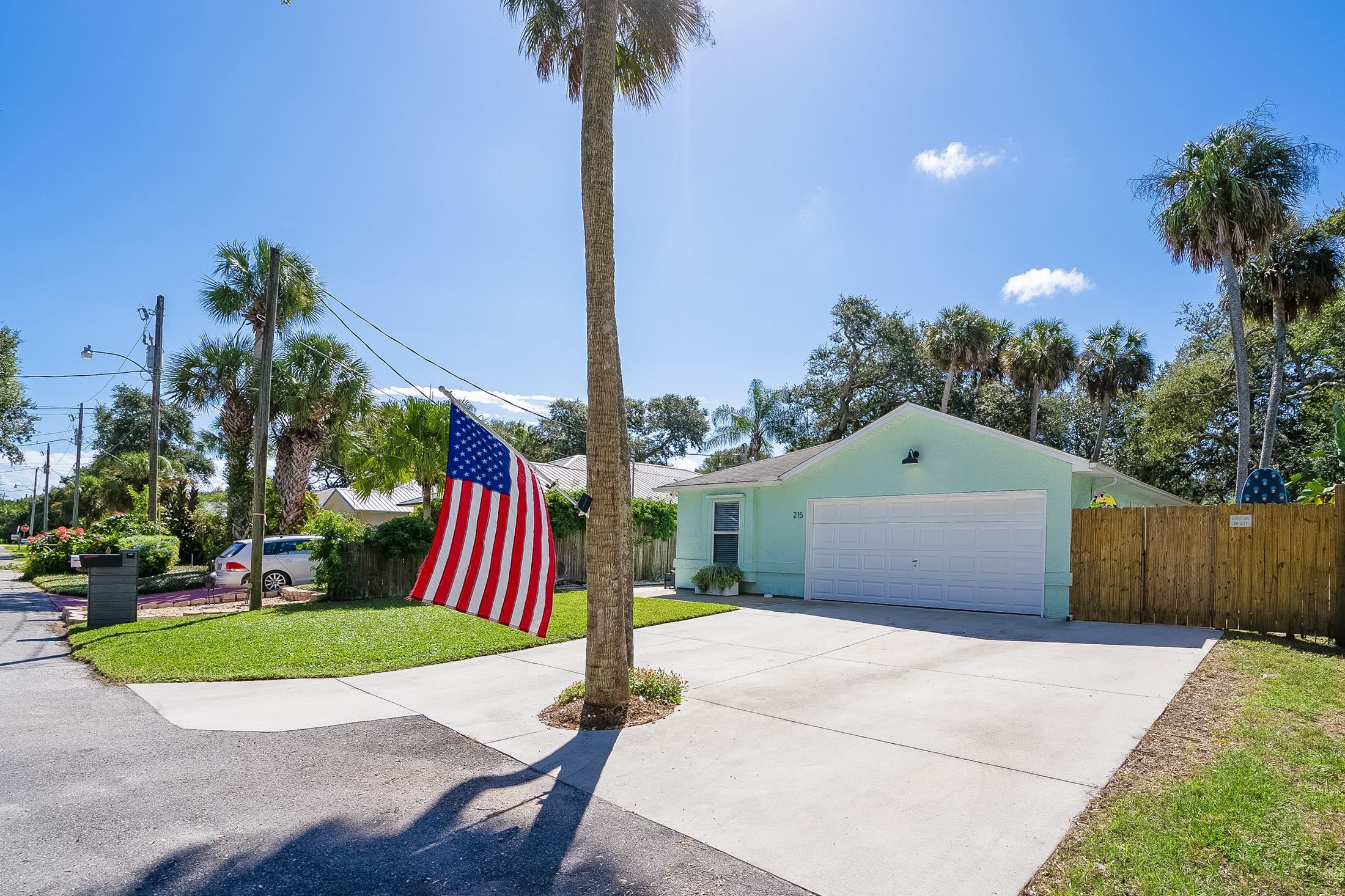 Image 10 of 55 For 215 4th St  