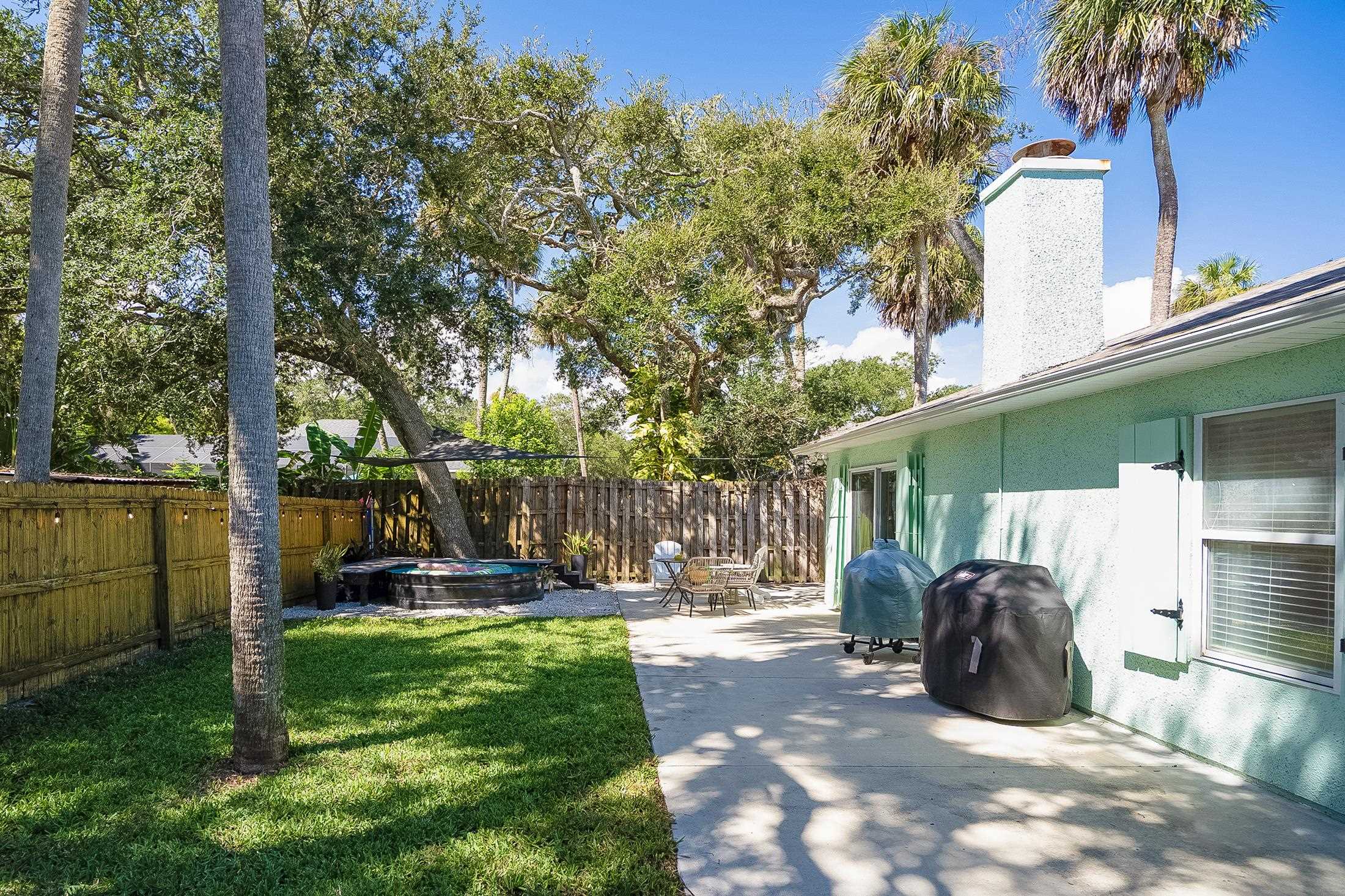 Image 15 of 55 For 215 4th St  