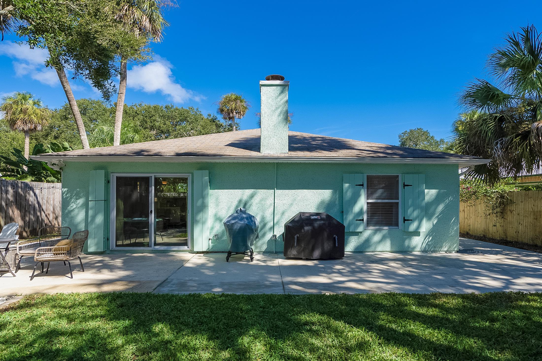 Image 22 of 55 For 215 4th St  