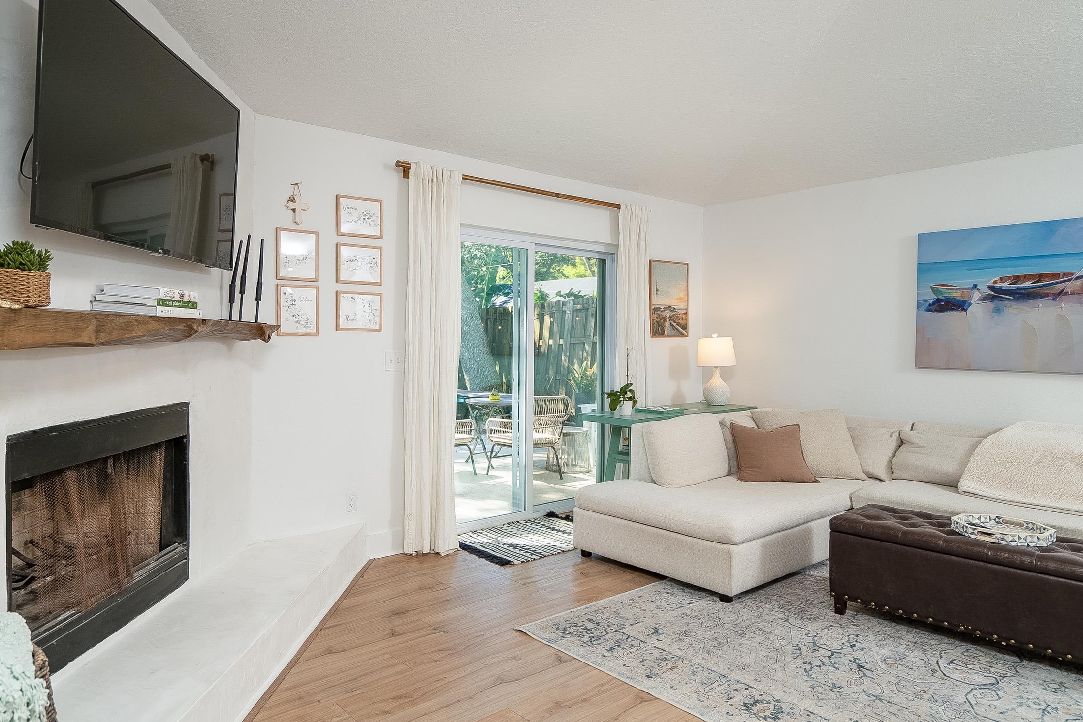 Image 32 of 55 For 215 4th St  