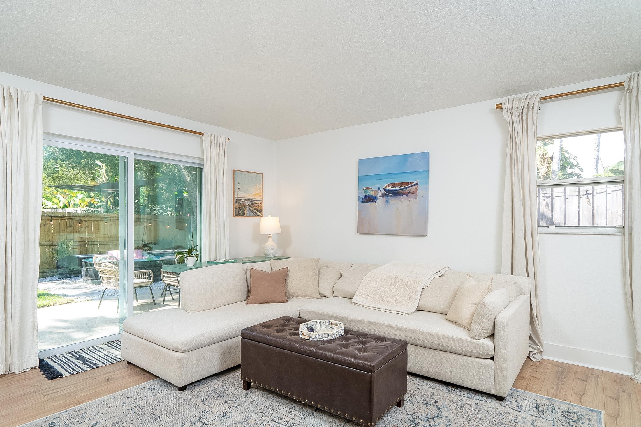 Image 33 of 55 For 215 4th St  