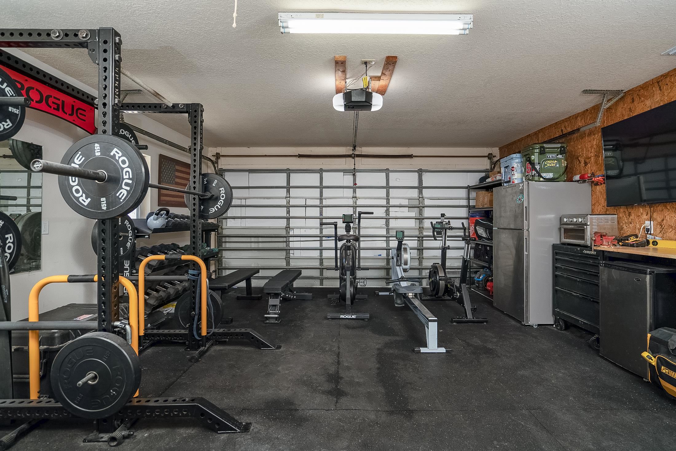 Image 37 of 55 For 215 4th St  