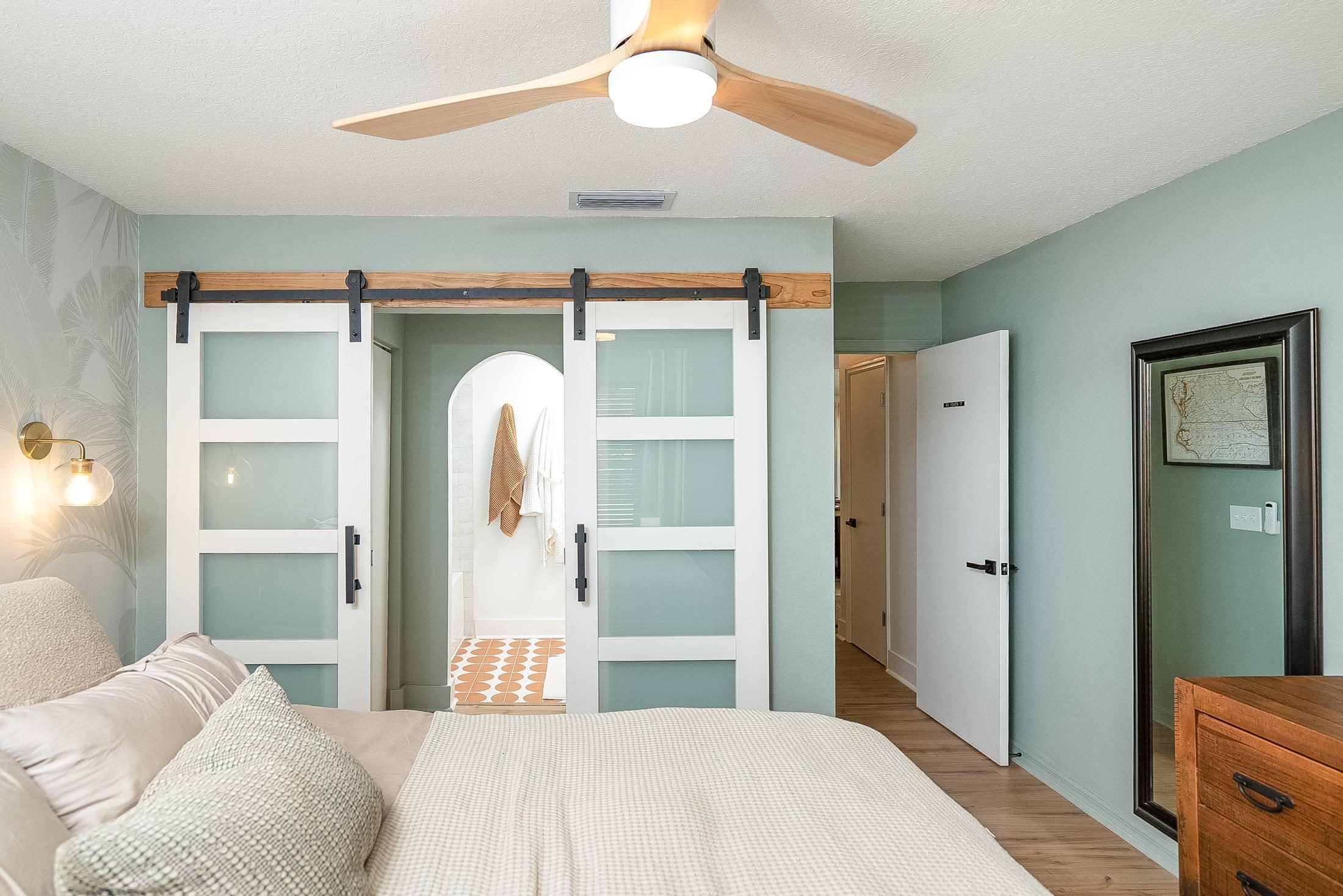 Image 41 of 55 For 215 4th St  