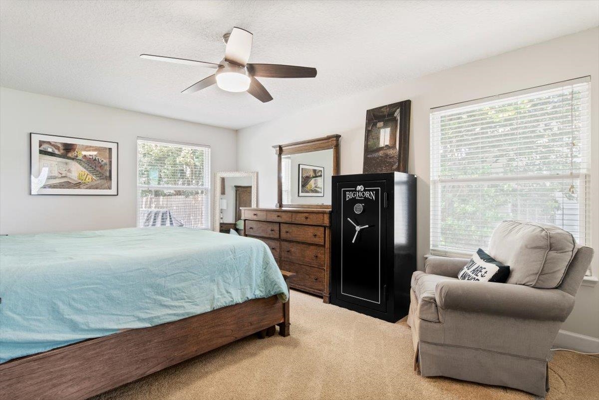 Image 22 of 50 For 2066 Forest Gate Dr E