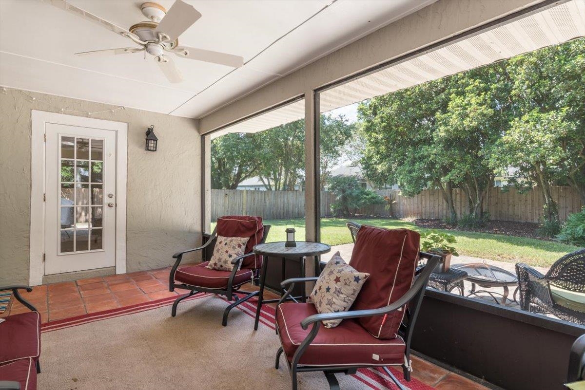 Image 34 of 50 For 2066 Forest Gate Dr E