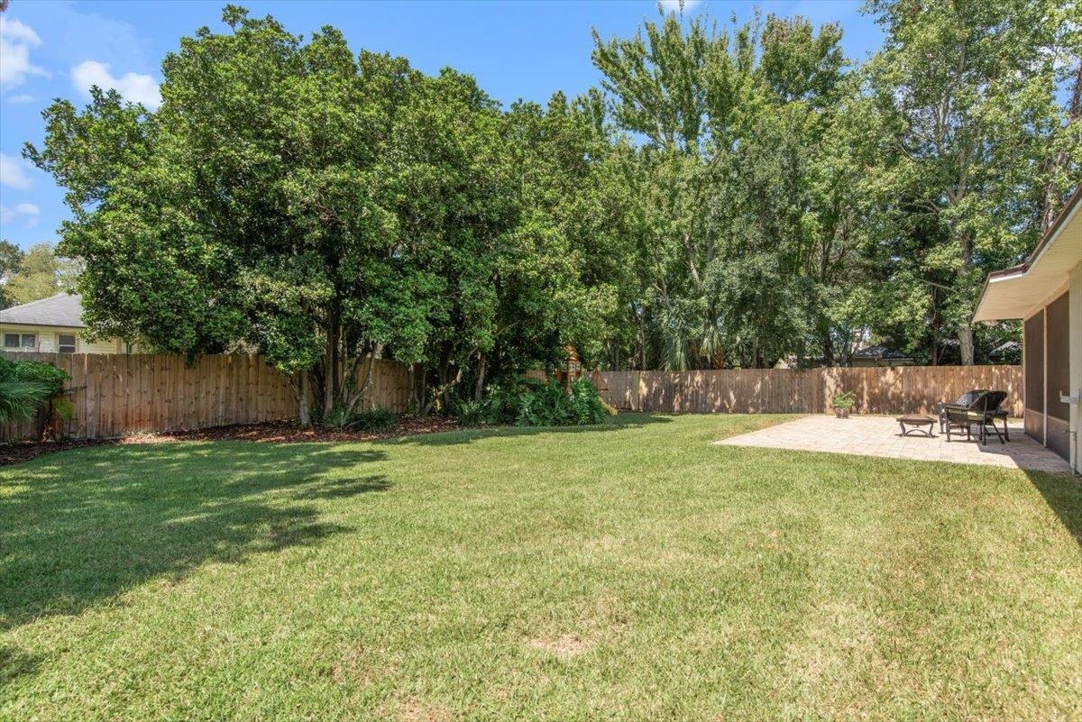 Image 41 of 50 For 2066 Forest Gate Dr E