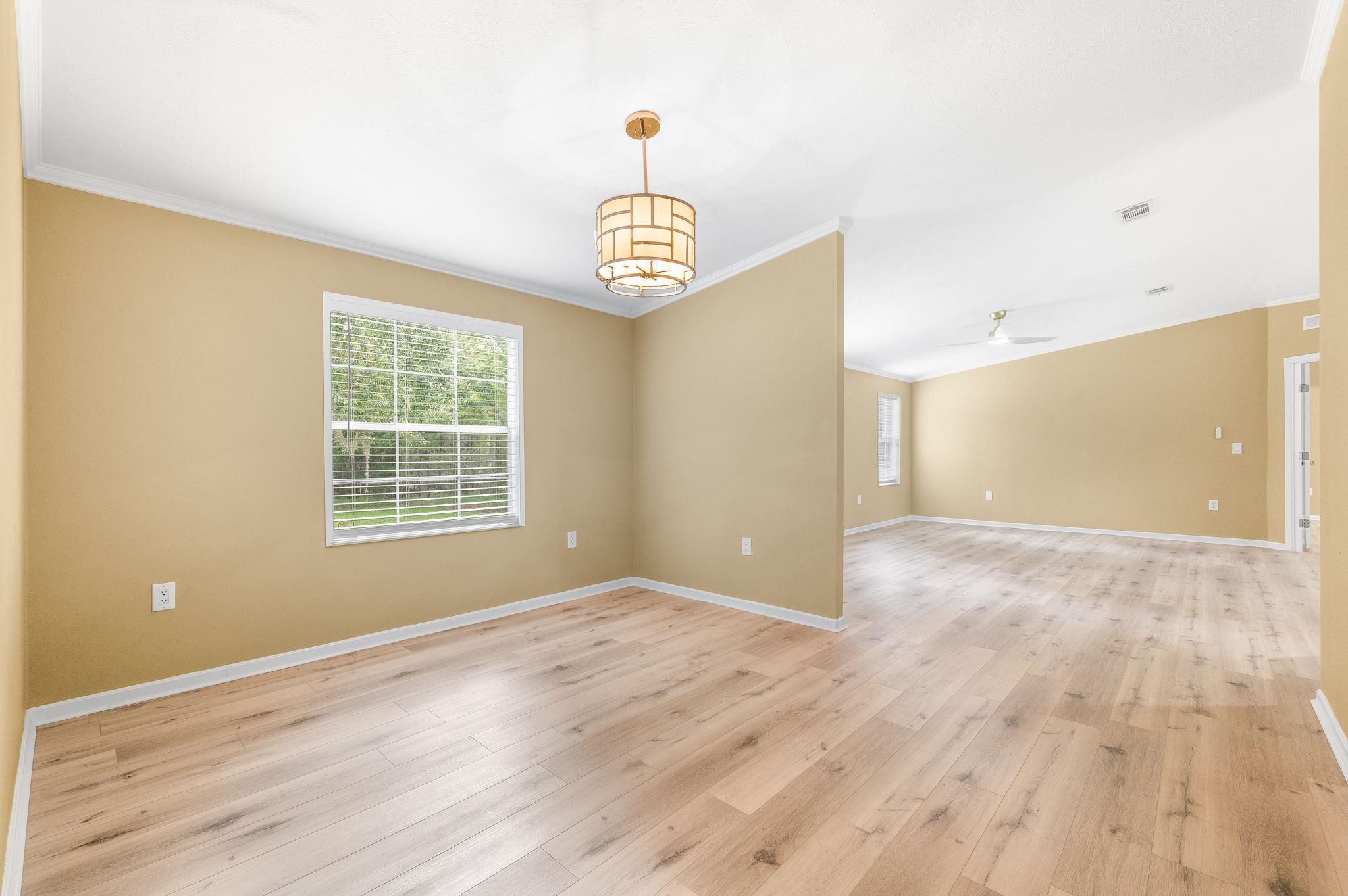 Image 25 of 48 For 2451 Deer Run Rd