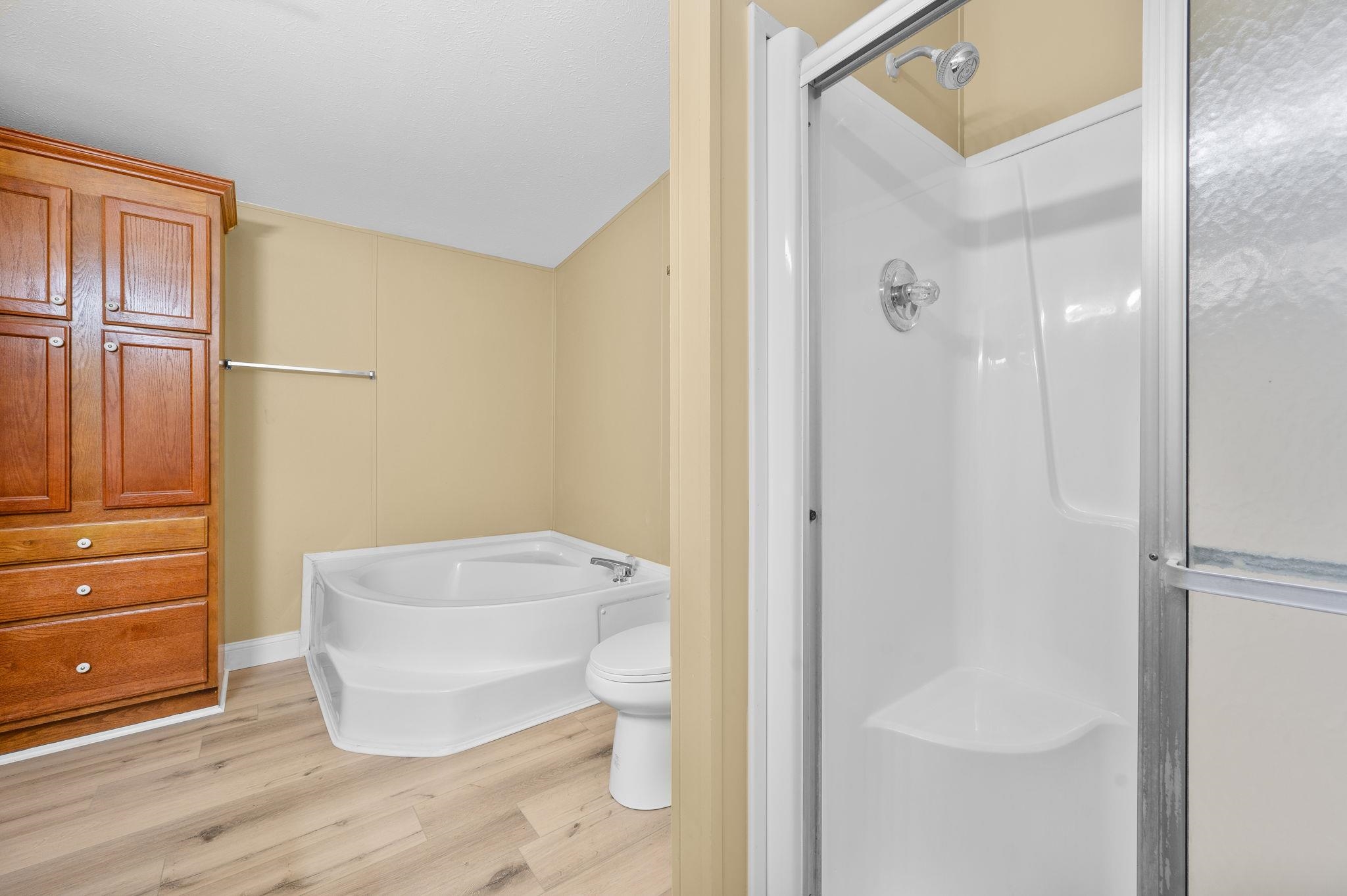 Image 31 of 48 For 2451 Deer Run Rd