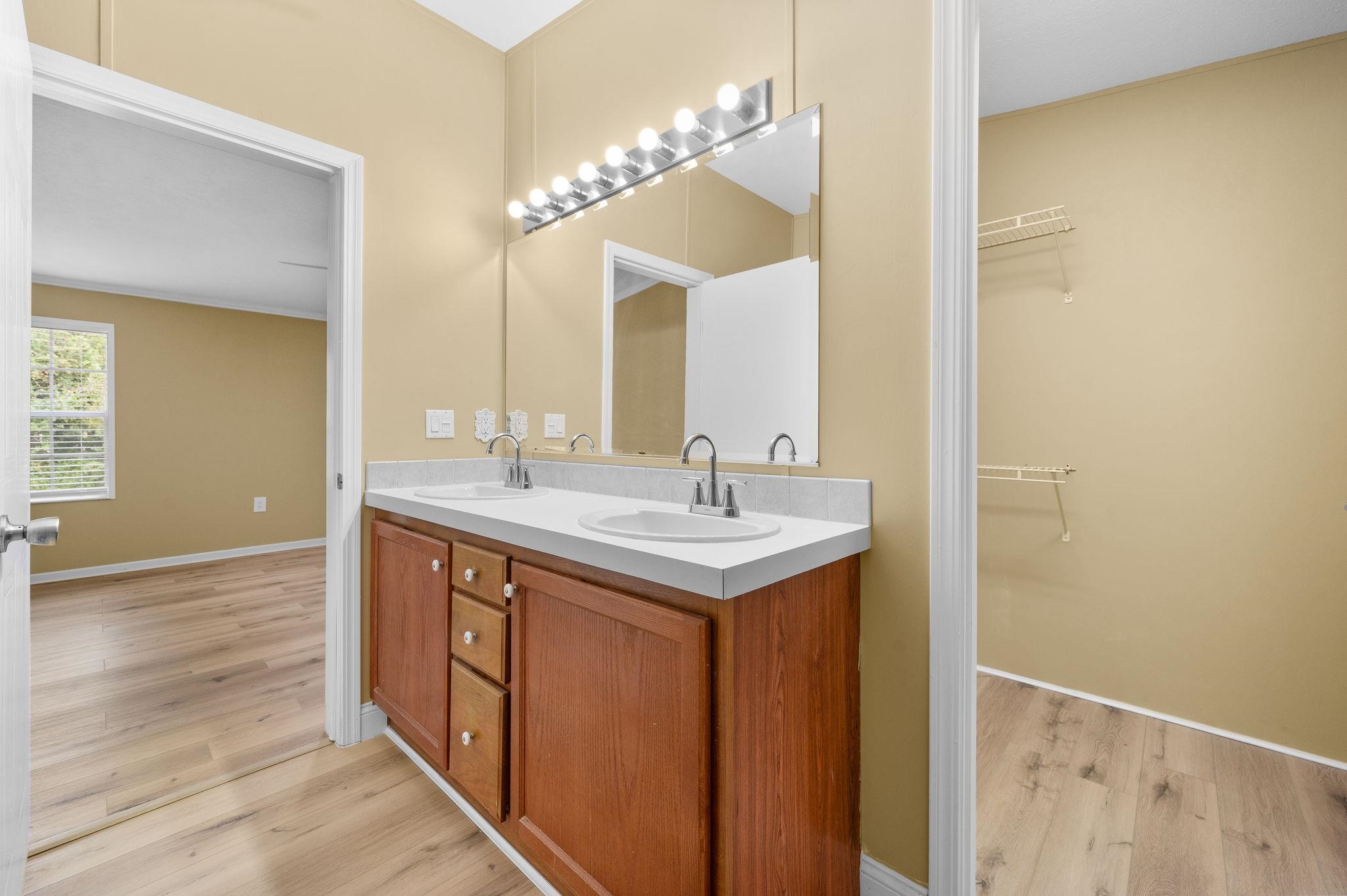 Image 32 of 48 For 2451 Deer Run Rd