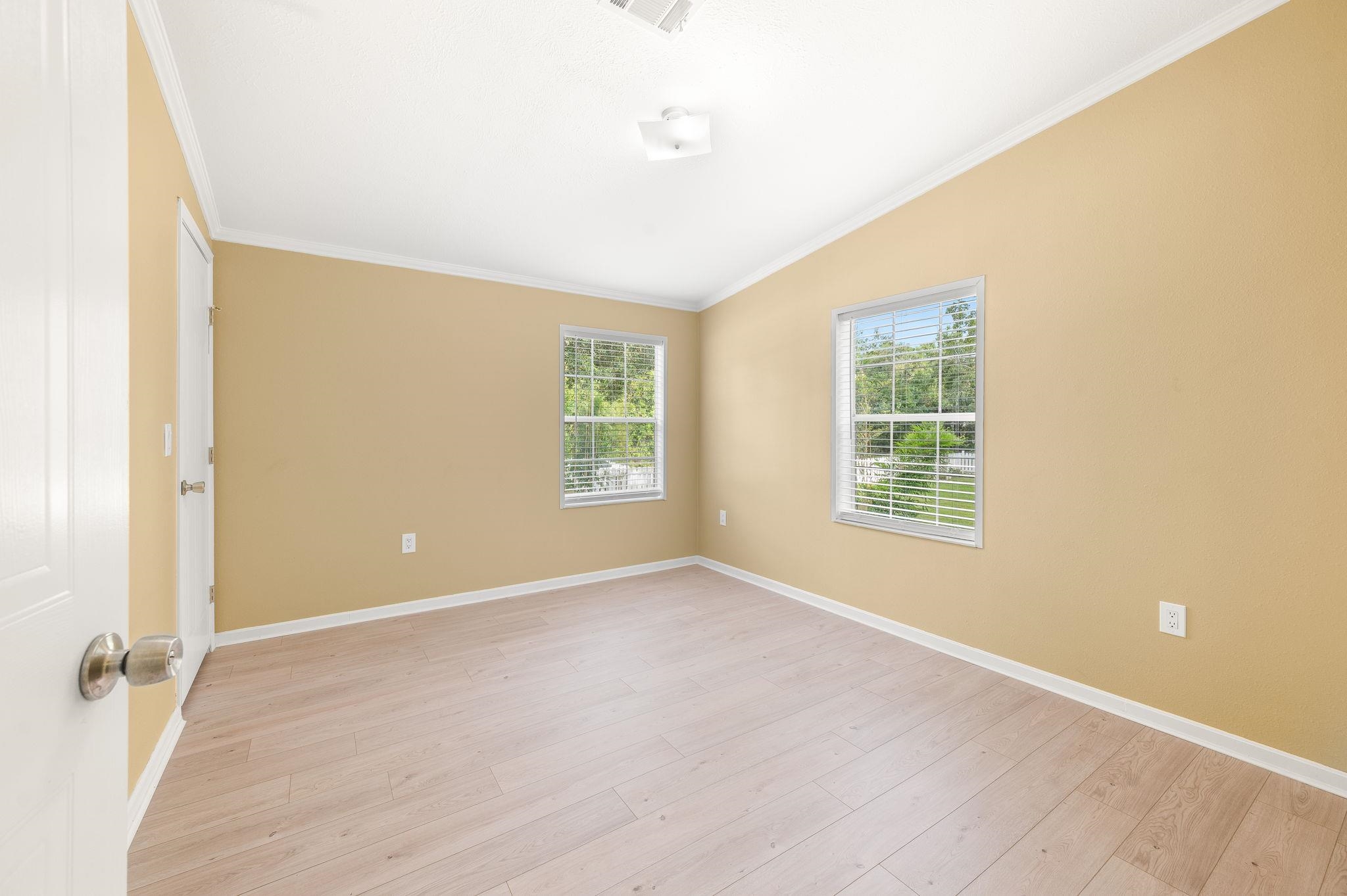 Image 37 of 48 For 2451 Deer Run Rd