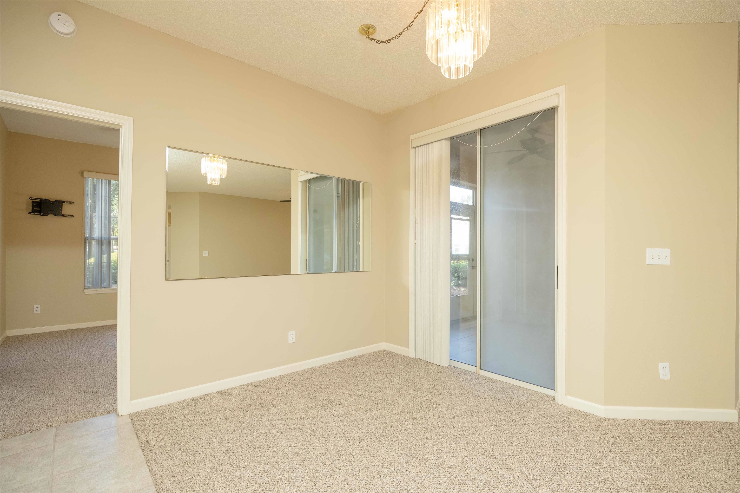 Image 23 of 90 For 202 Augusta Cir