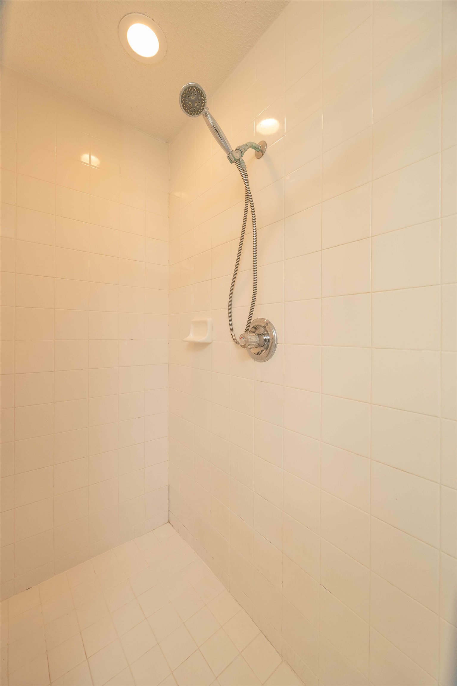Image 30 of 90 For 202 Augusta Cir