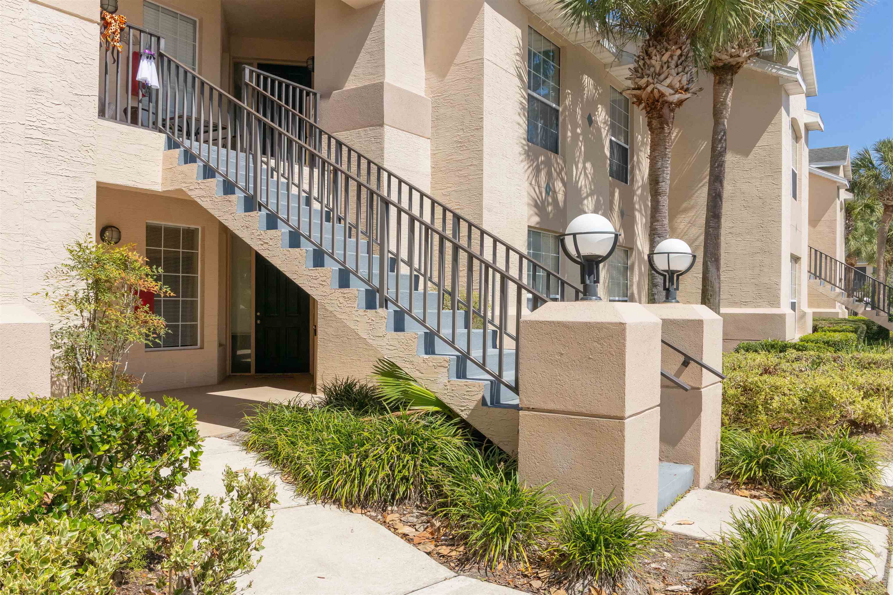 Image 49 of 90 For 202 Augusta Cir