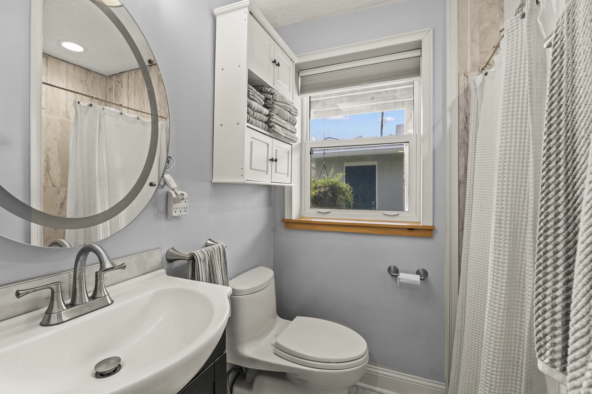 Image 15 of 59 For 7 16th Street