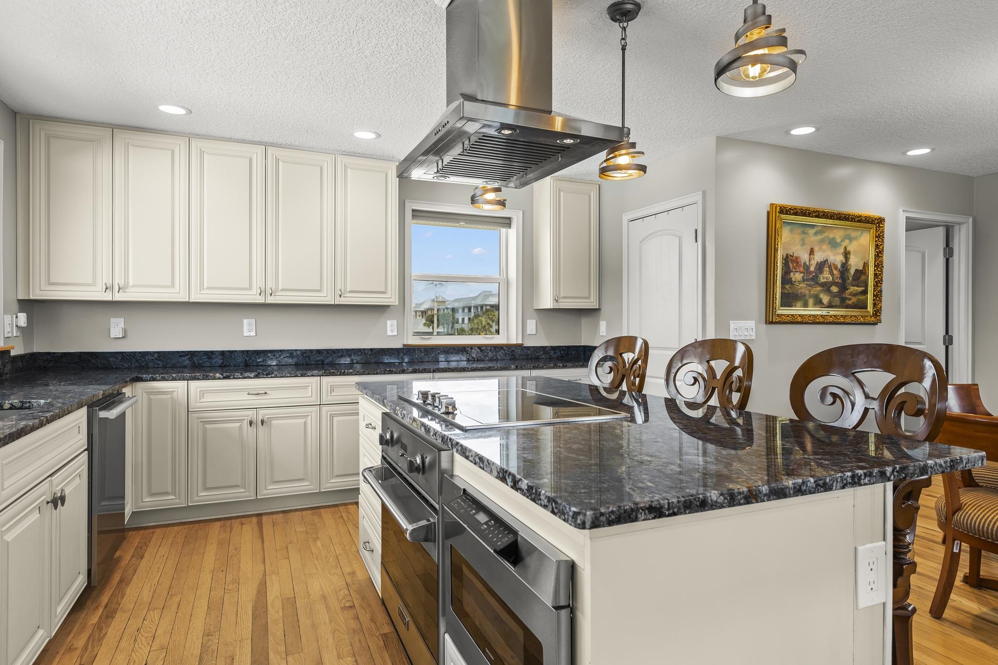 Image 22 of 59 For 7 16th Street