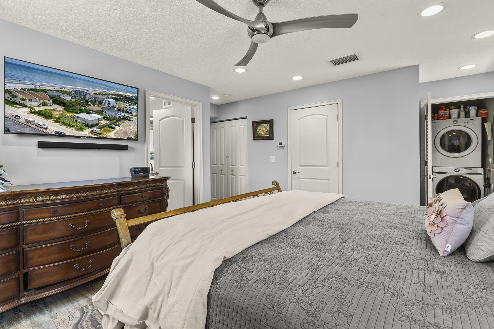 Image 5 of 59 For 7 16th Street