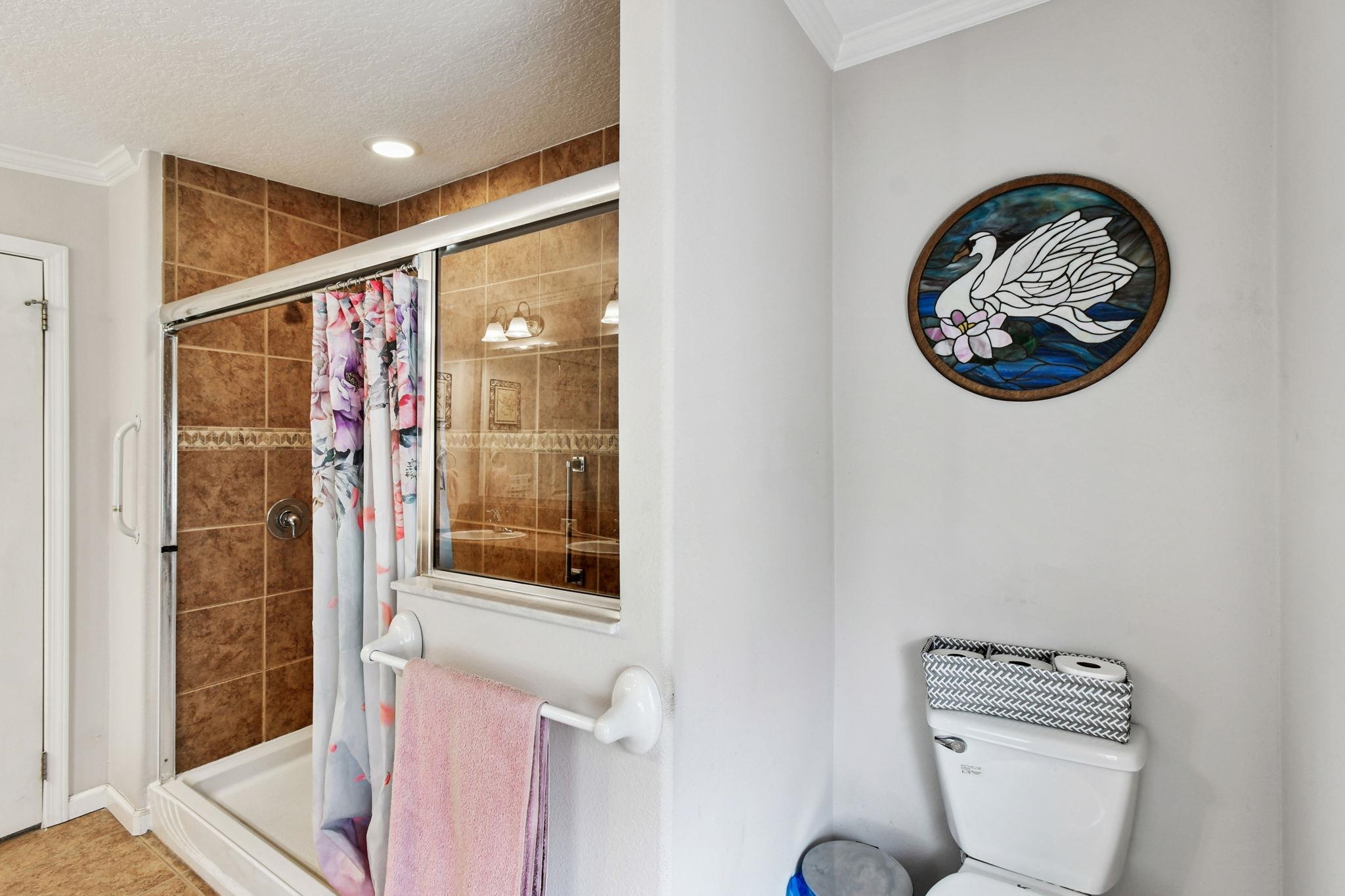 Image 29 of 90 For 135 Lake Como Dr