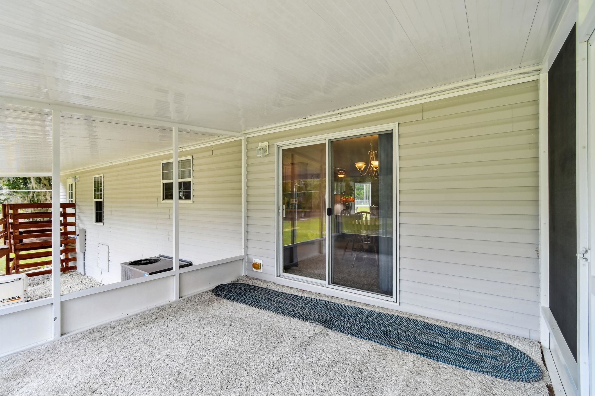 Image 38 of 90 For 135 Lake Como Dr