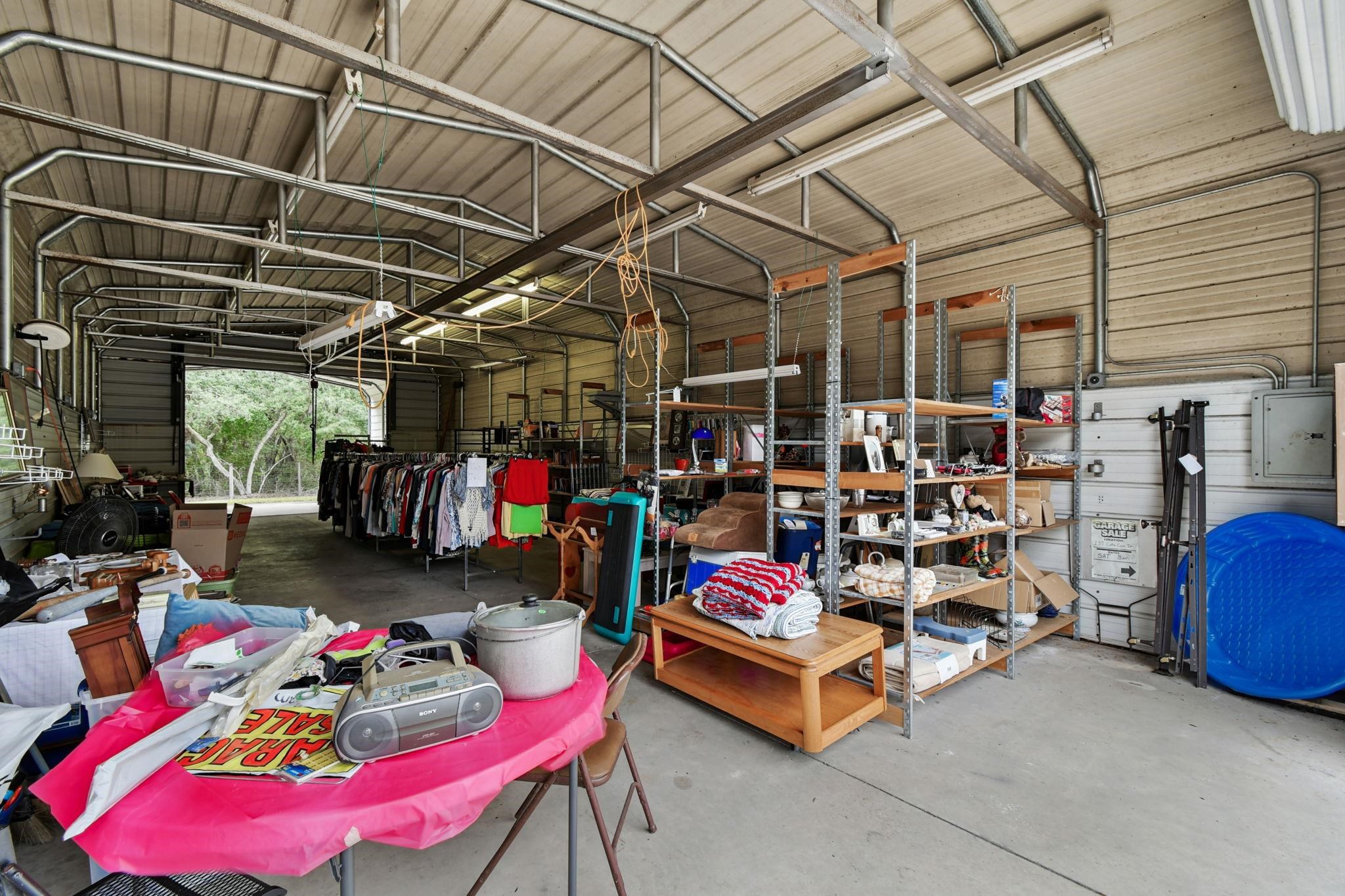 Image 42 of 90 For 135 Lake Como Dr