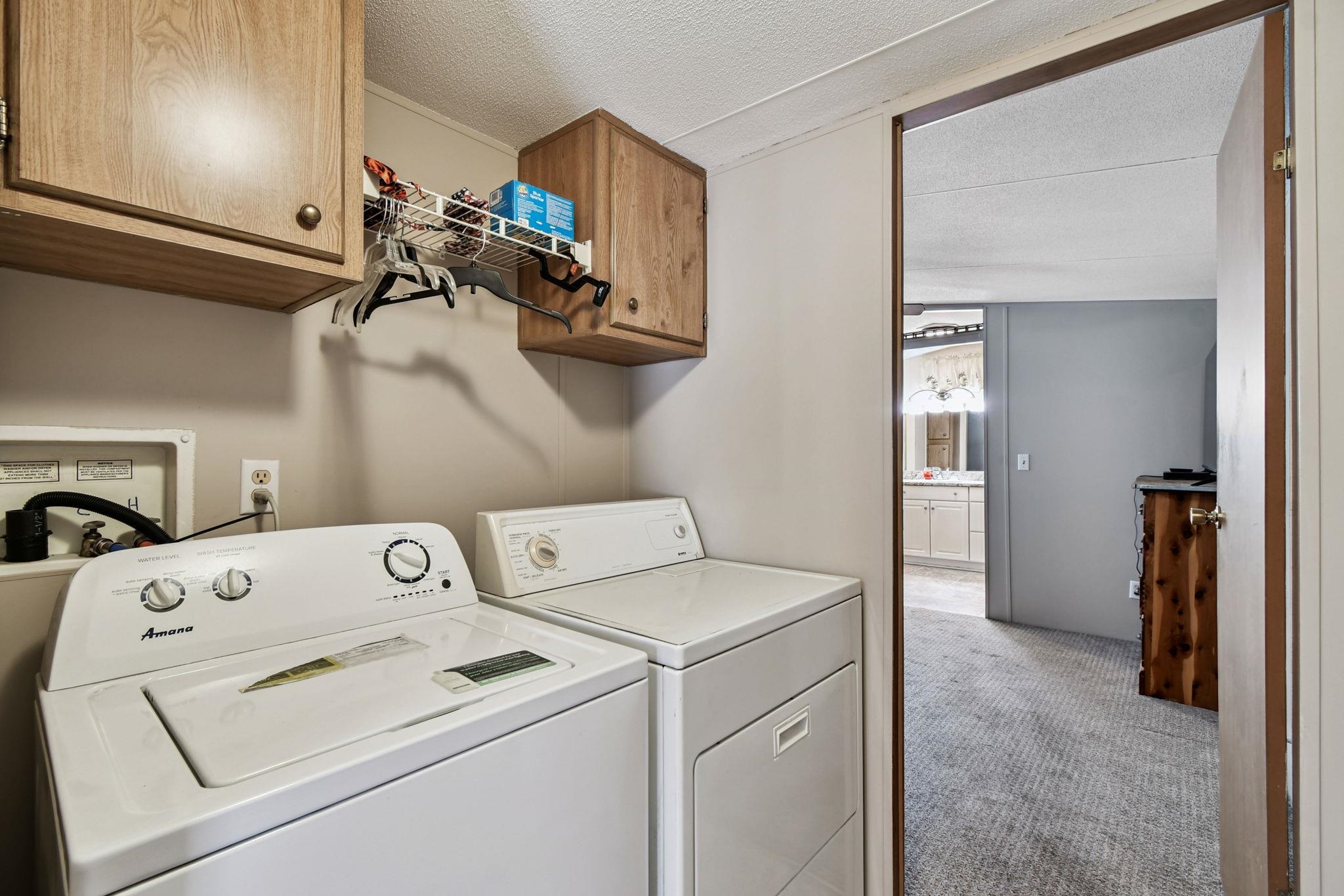 Image 57 of 90 For 135 Lake Como Dr