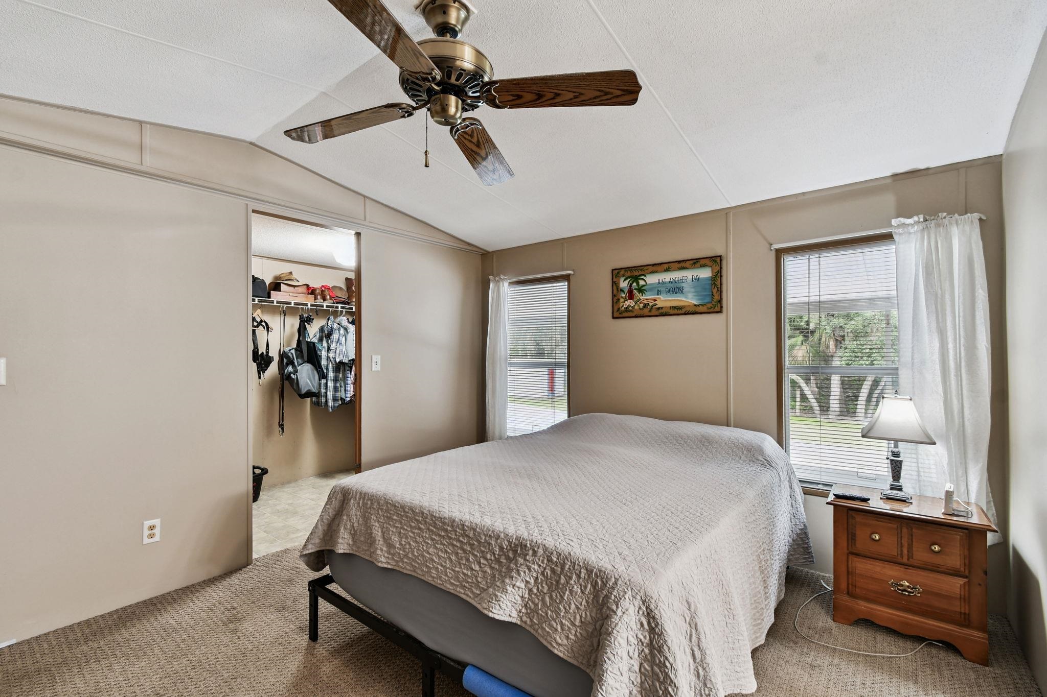 Image 59 of 90 For 135 Lake Como Dr