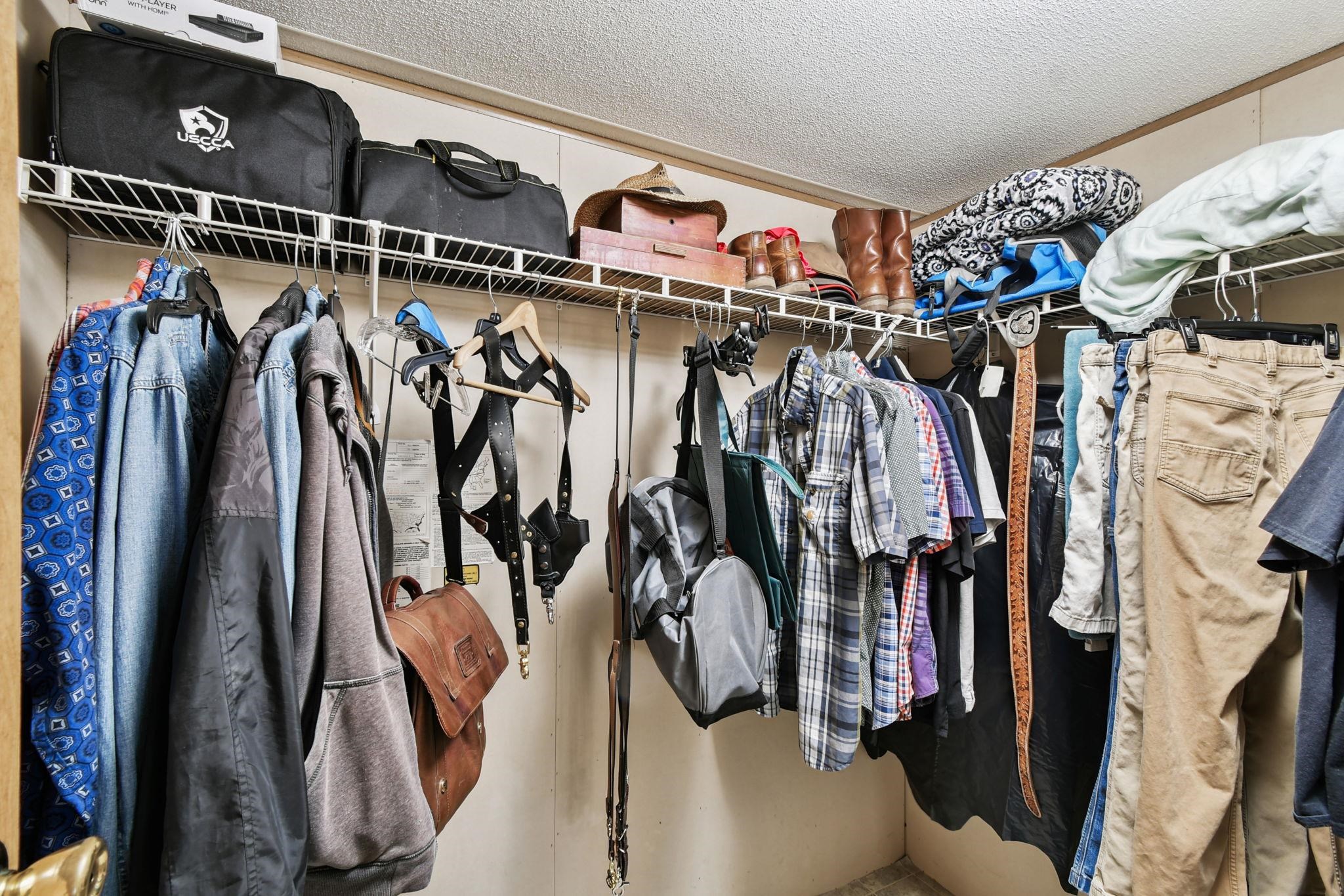 Image 60 of 90 For 135 Lake Como Dr