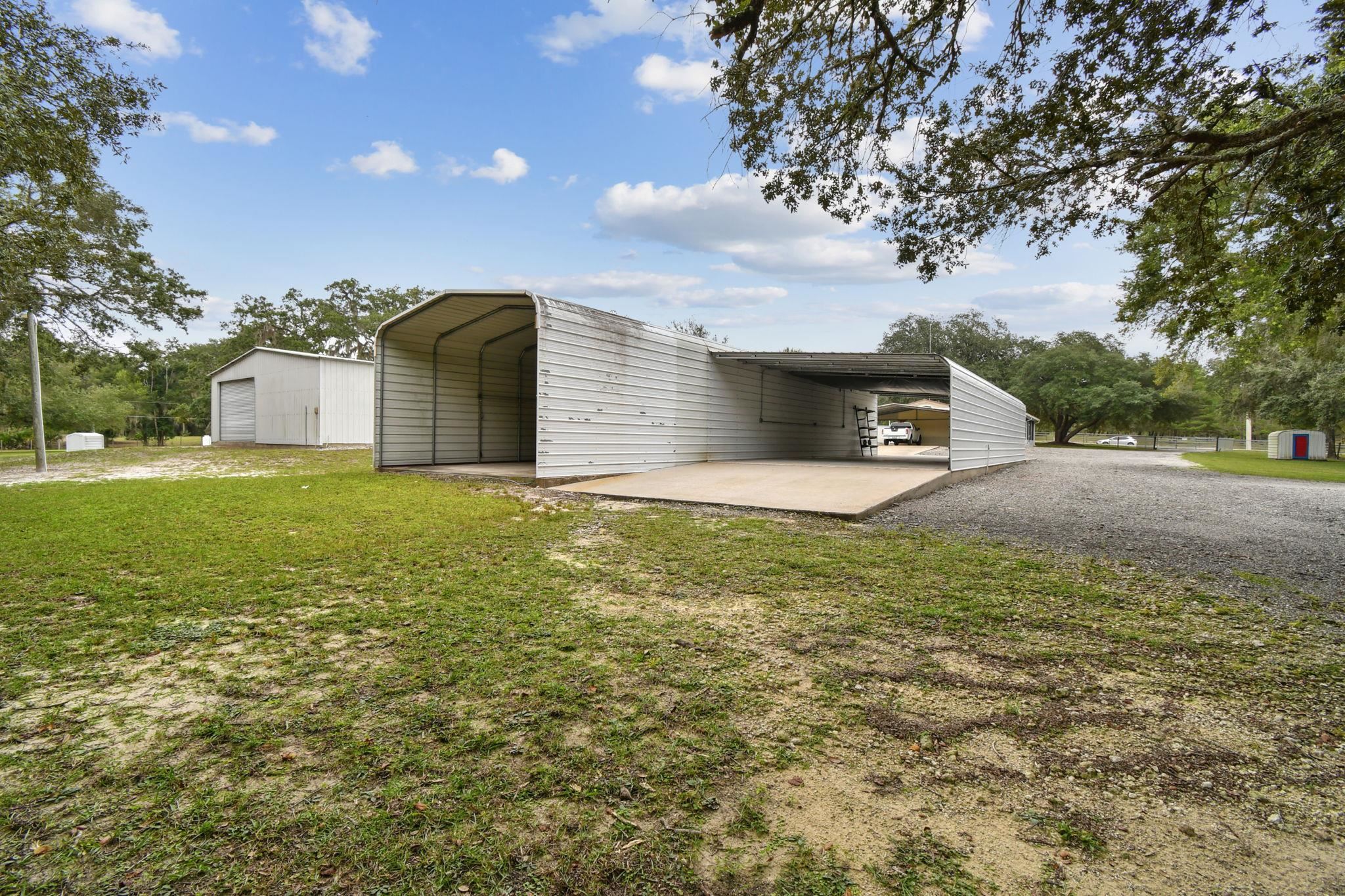 Image 66 of 90 For 135 Lake Como Dr