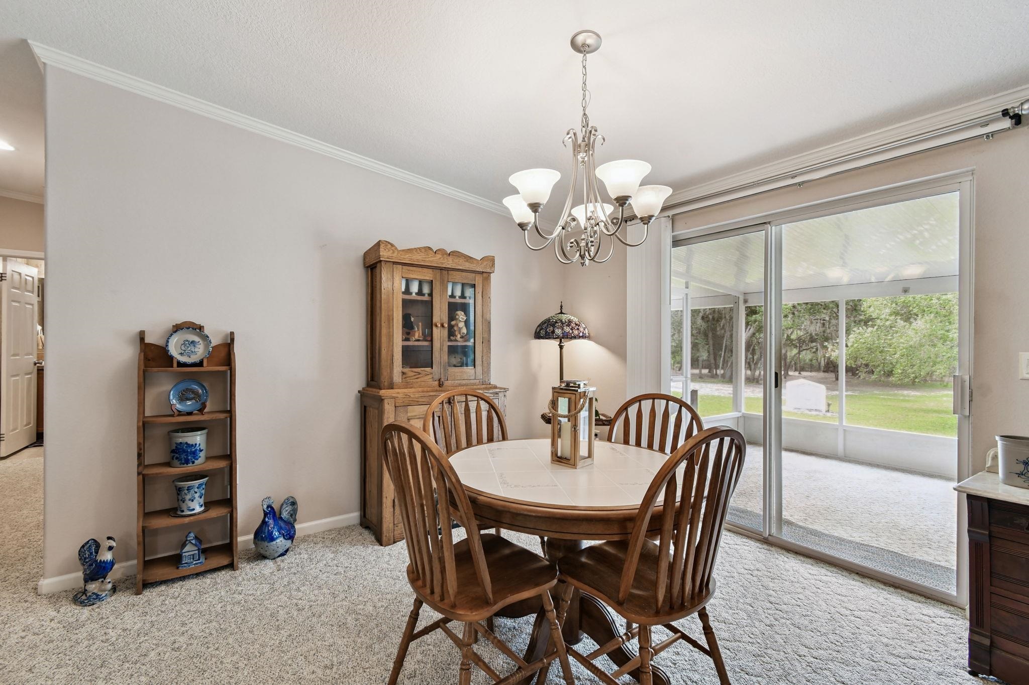 Image 76 of 90 For 135 Lake Como Dr