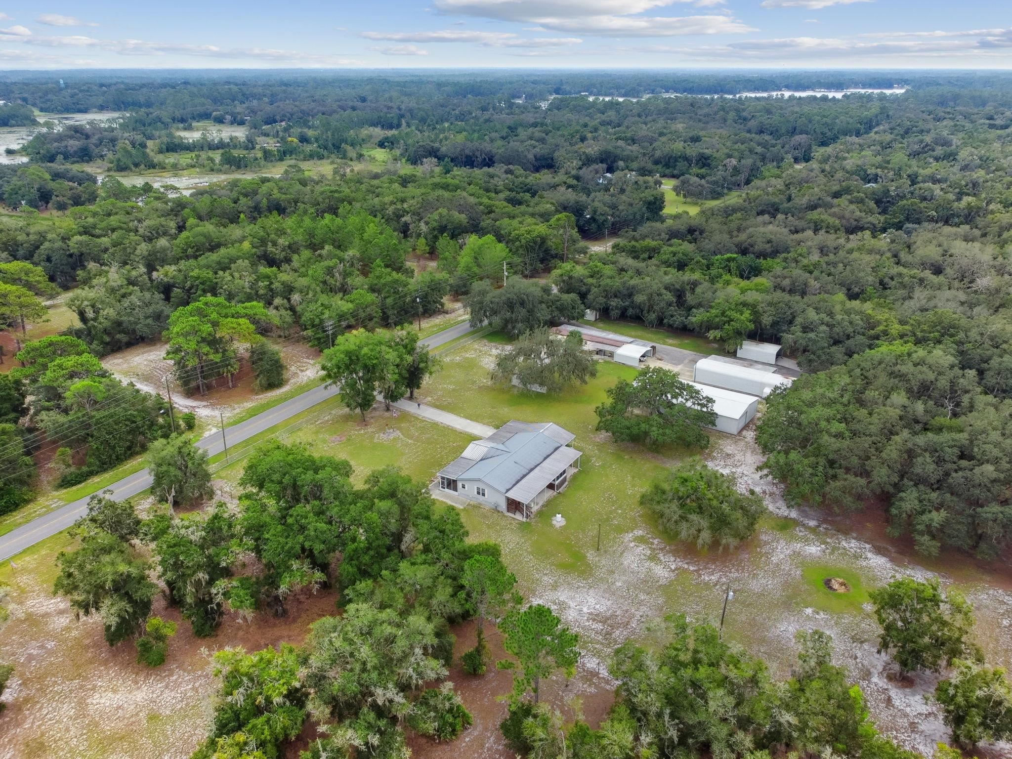 Image 81 of 90 For 135 Lake Como Dr