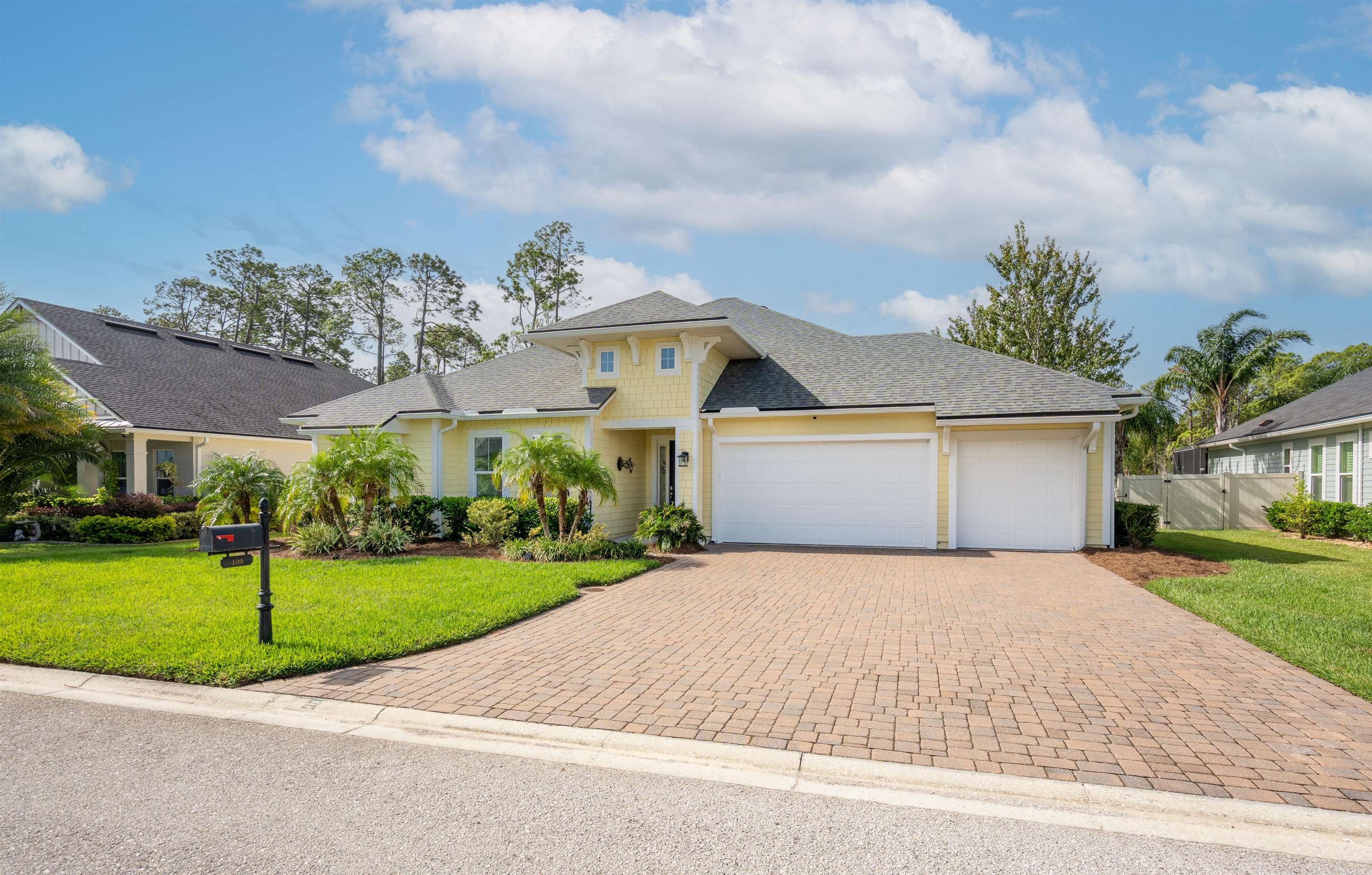 Image 2 of 51 For 409 Pescado Dr