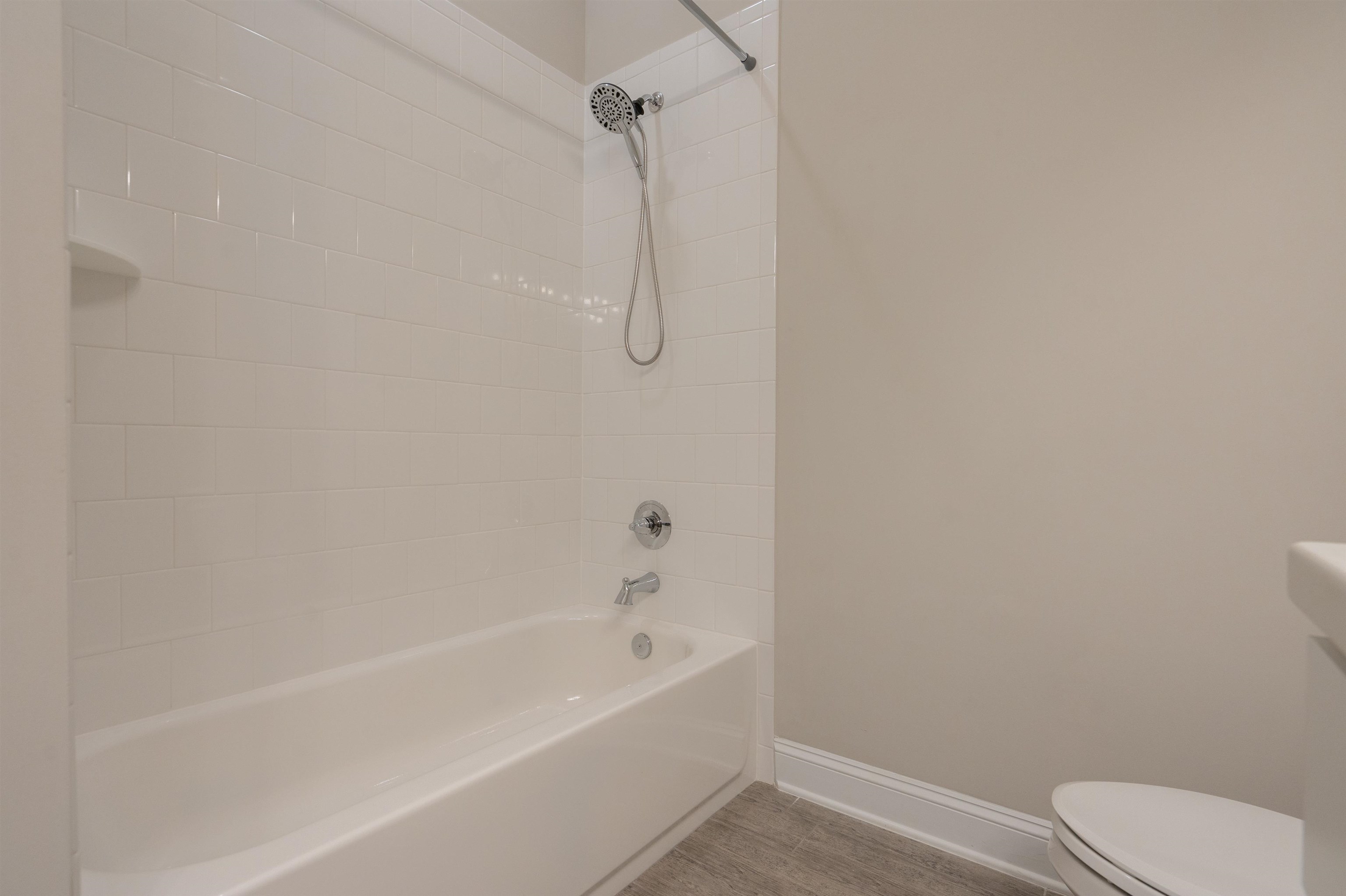 Image 45 of 51 For 409 Pescado Dr