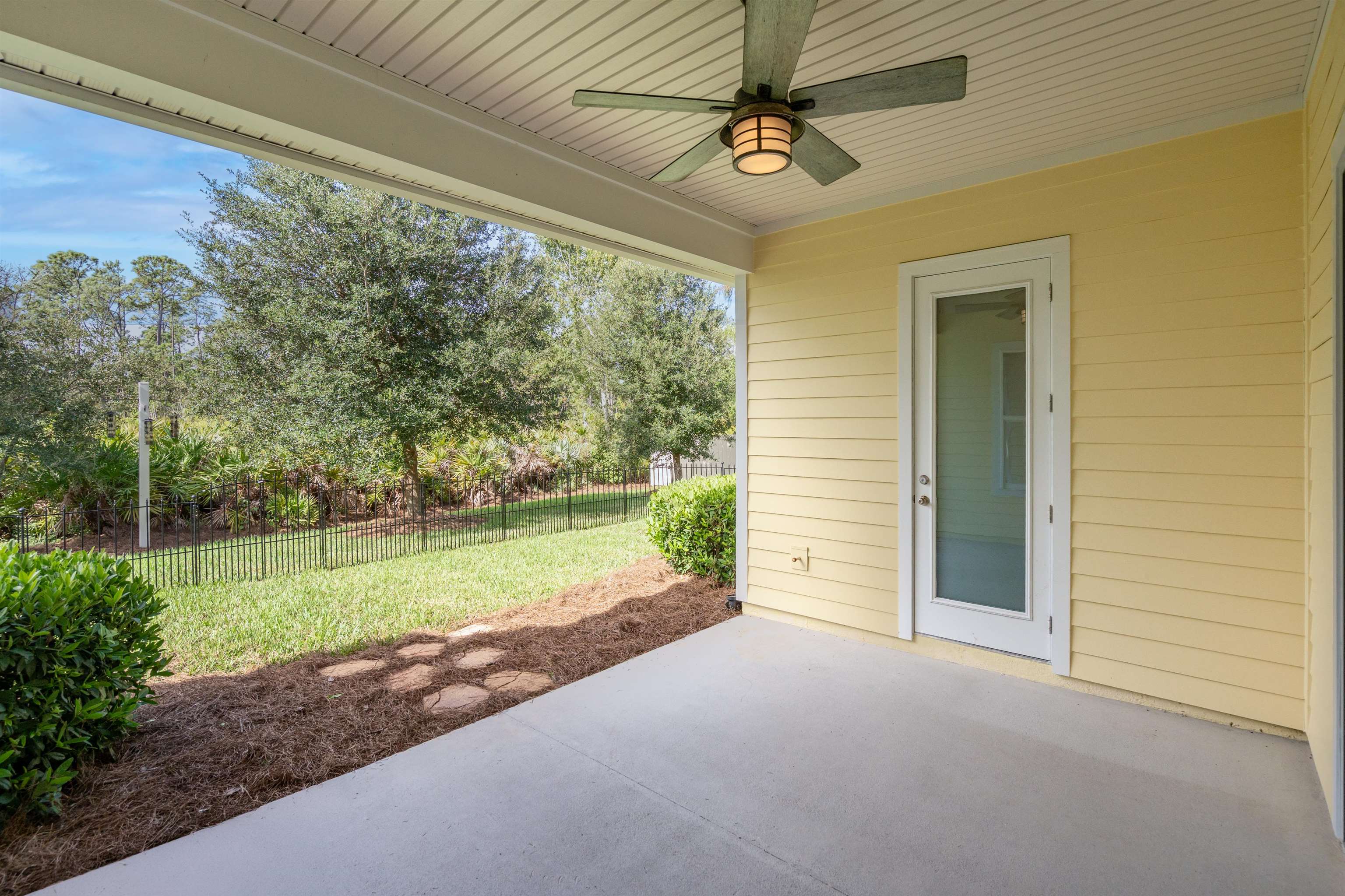 Image 49 of 51 For 409 Pescado Dr