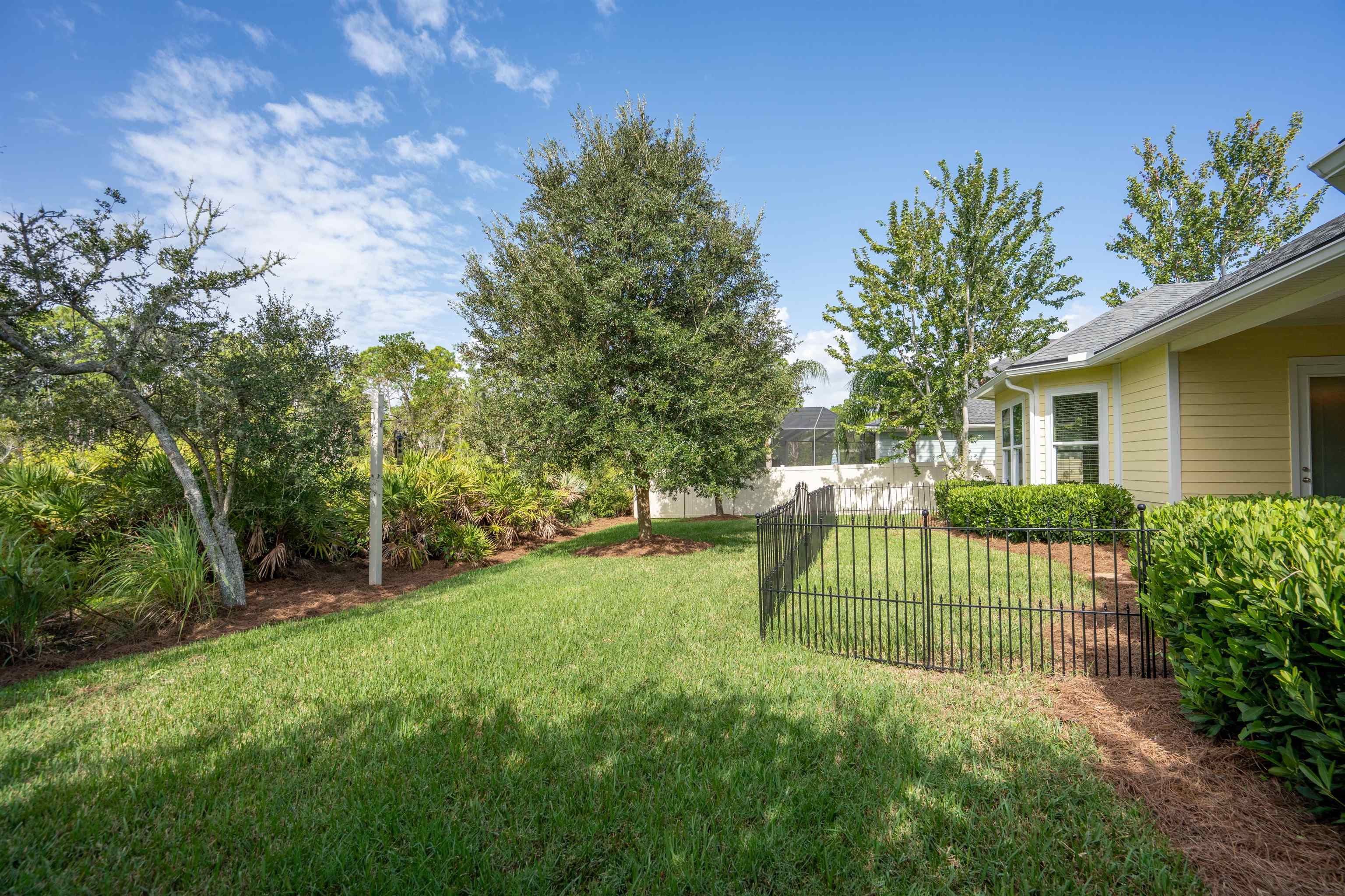 Image 5 of 51 For 409 Pescado Dr