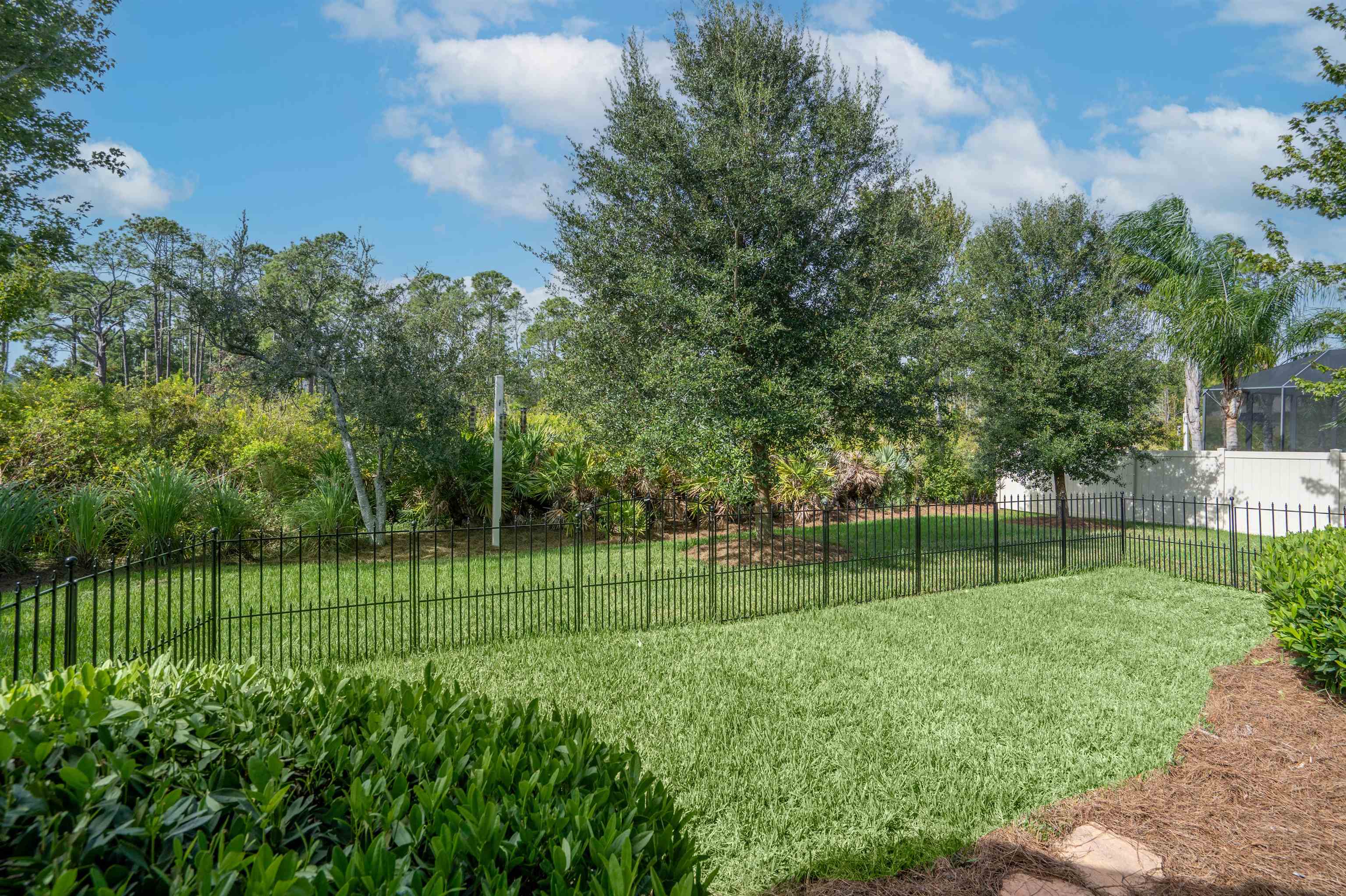 Image 6 of 51 For 409 Pescado Dr