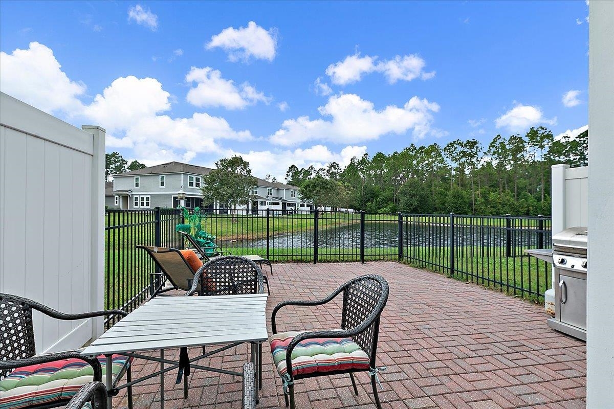 Image 27 of 42 For 138 Servia Dr