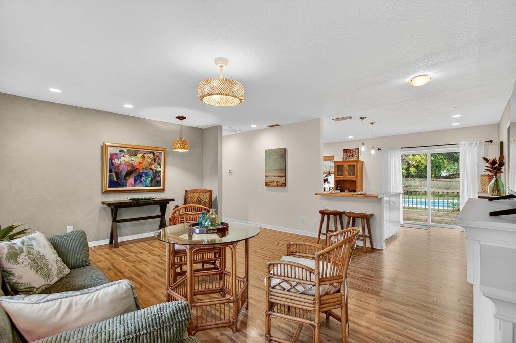 Image 8 of 53 For 20 Aviles Dr