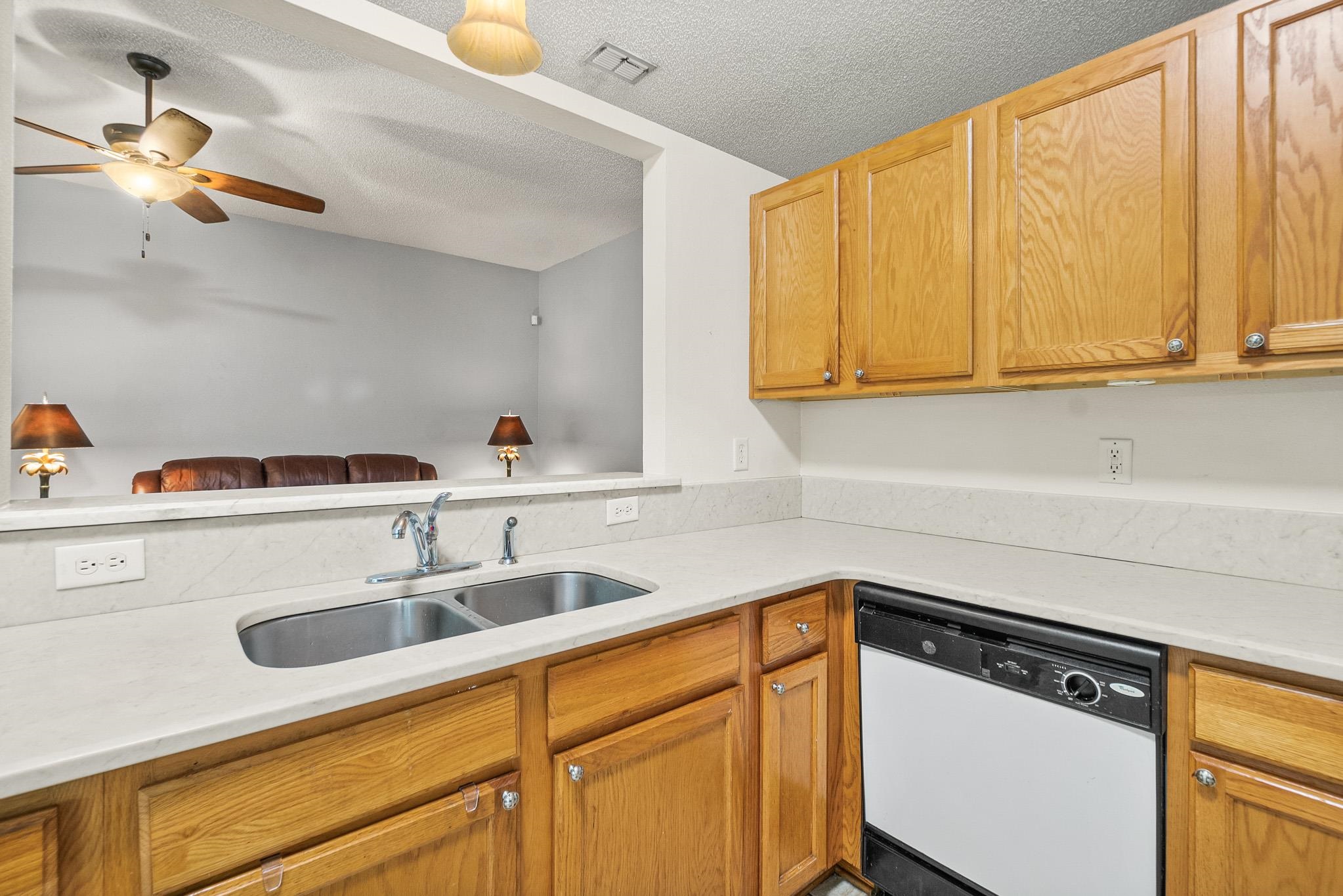 Image 13 of 44 For 57 Sleepy Hollow Trl