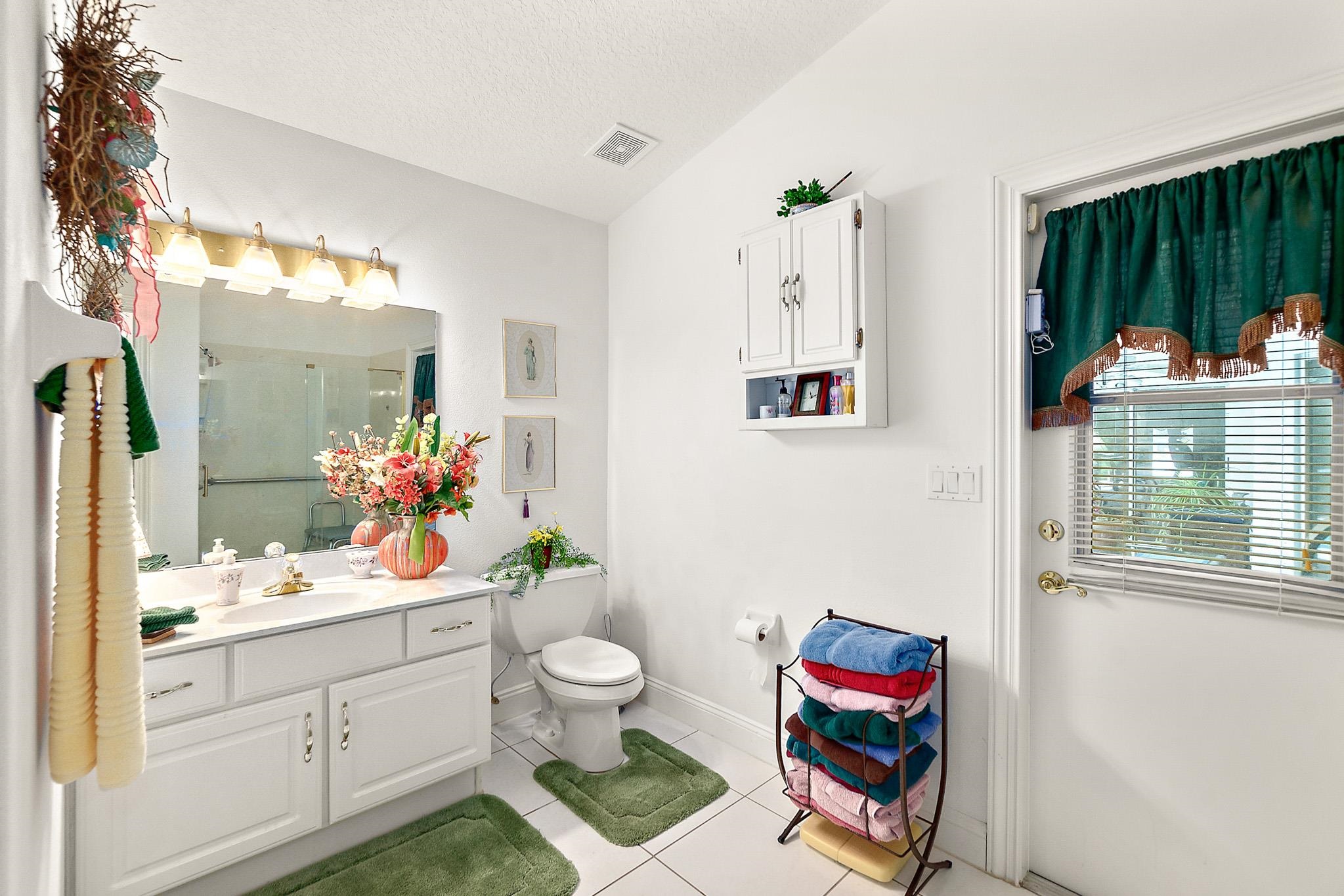 Image 23 of 66 For 47 Kathleen Trl