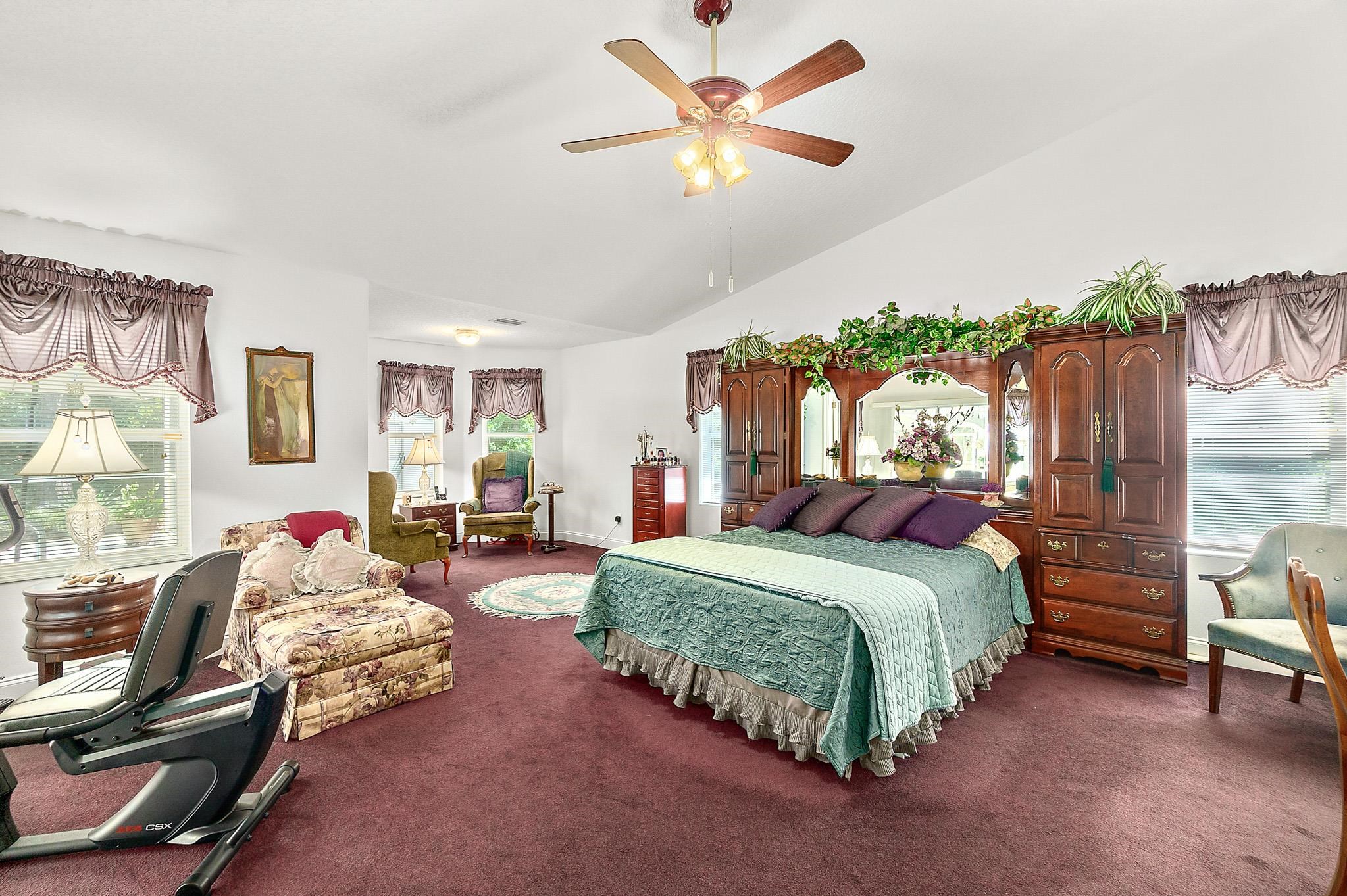 Image 25 of 66 For 47 Kathleen Trl