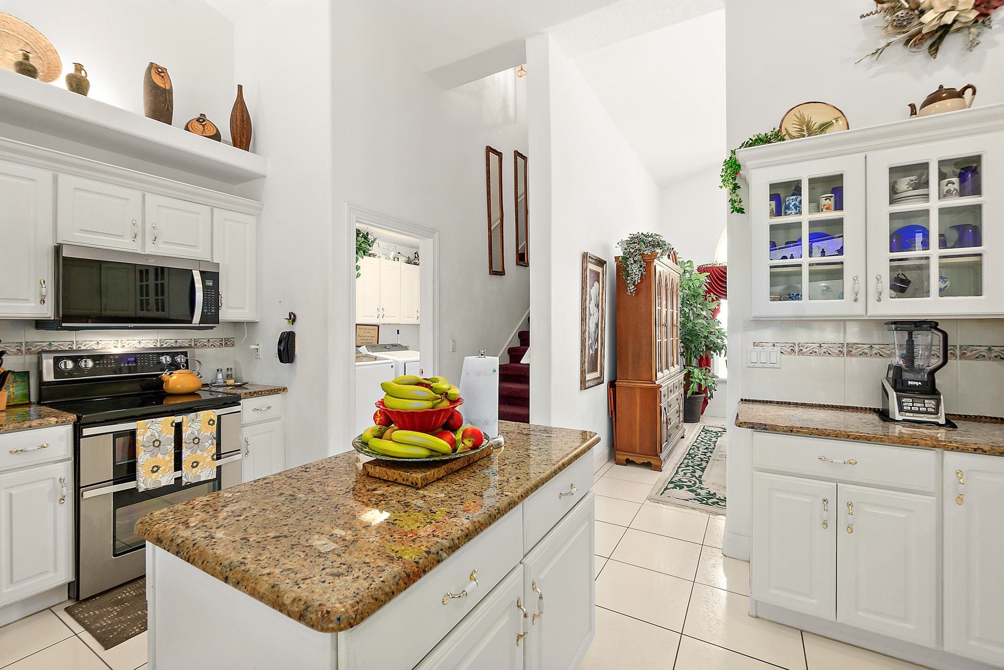 Image 33 of 66 For 47 Kathleen Trl